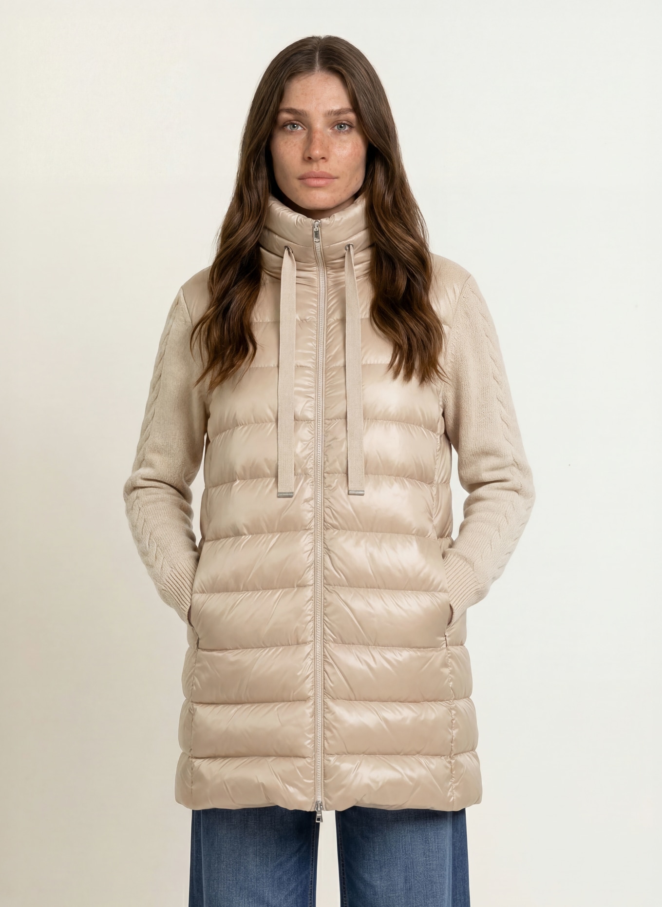 HERNO Donsmantel in gemengde materialen: BEIGE / ECRU