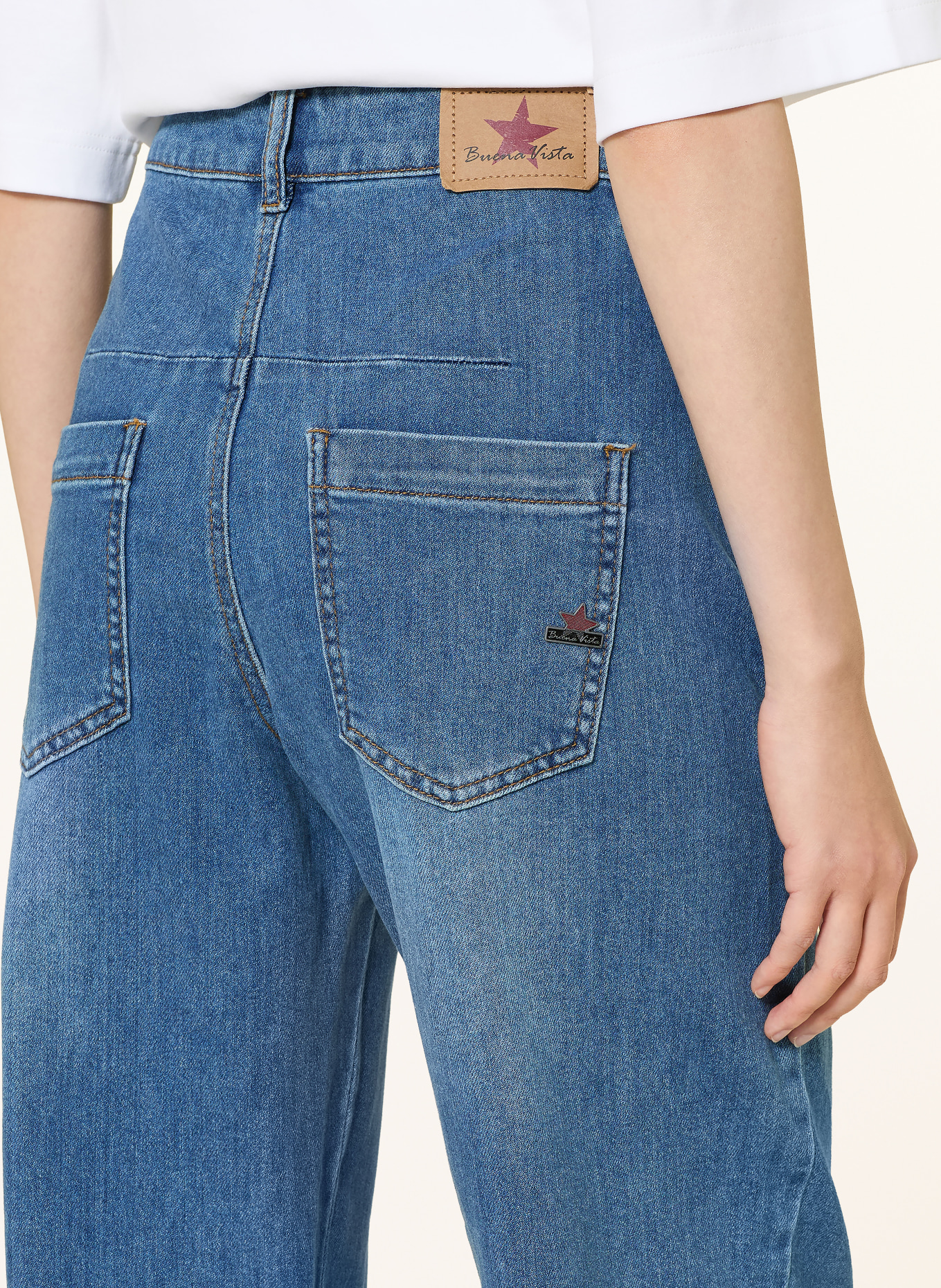 Buena Vista Barrel-leg jeans: 6253 mid stone