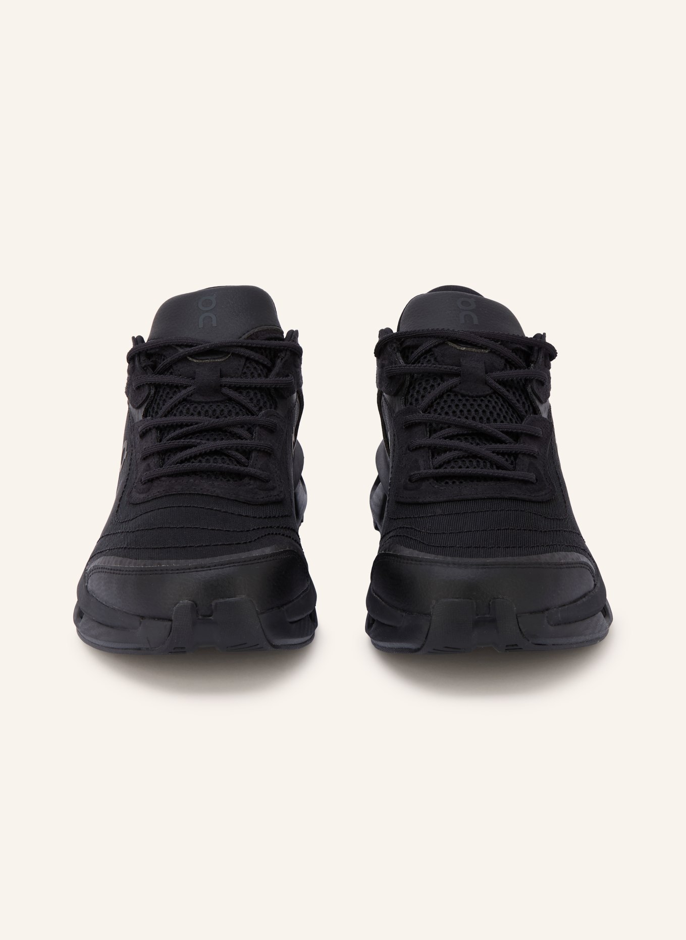 On Sneakers CLOUDZONE MOON: ZWART