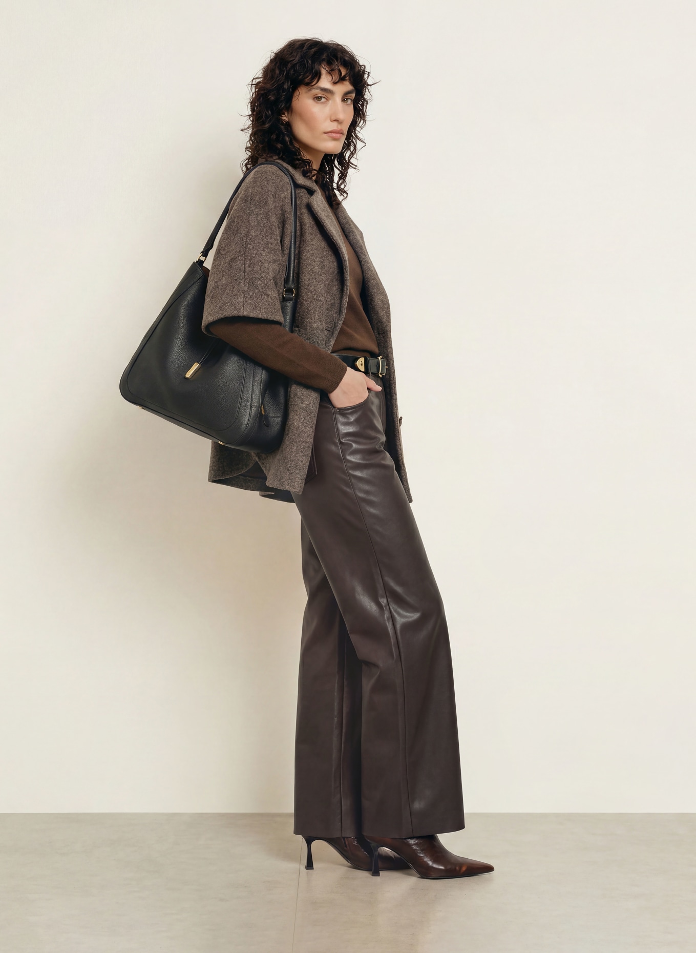 MARC CAIN Hose WARRI in Lederoptik: 698 after dark