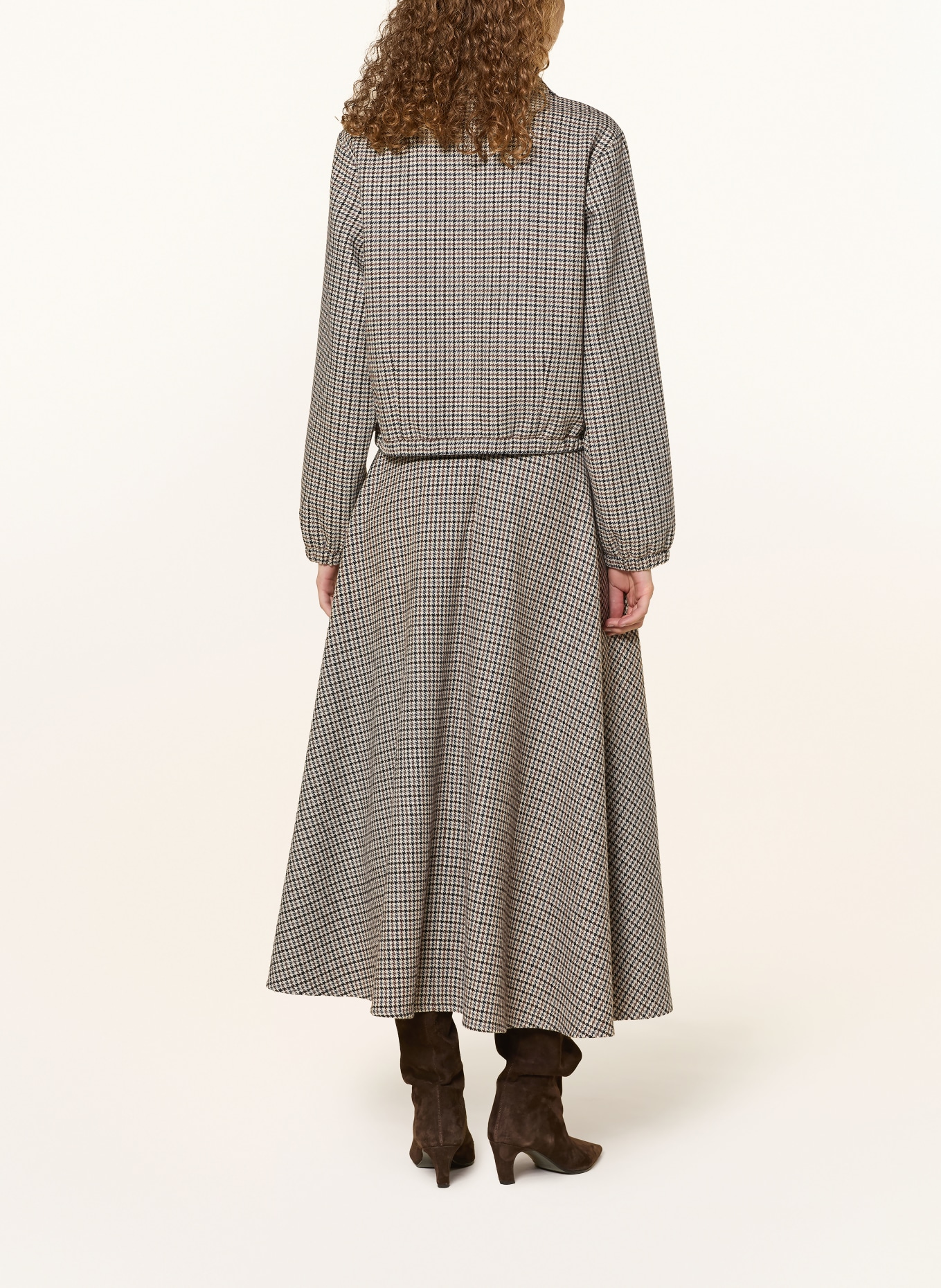 darling harbour Bomb jacket: BEIGE / BROWN