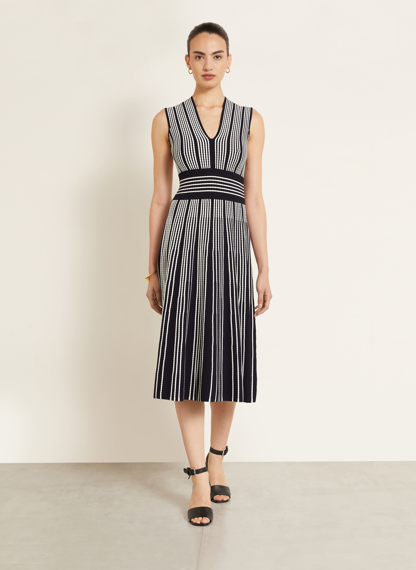 Max Mara AGRESTE Knit Dress: DARK BLUE / WHITE