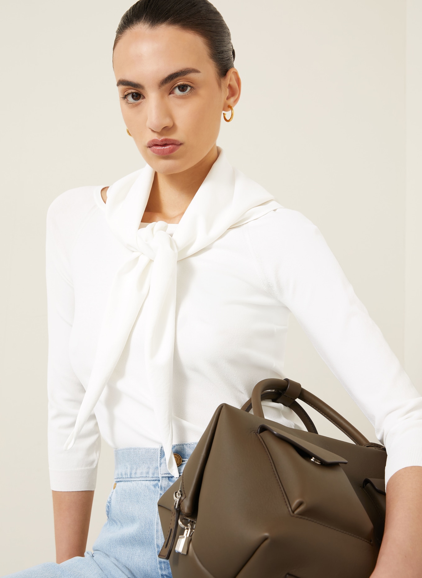 Max Mara FENICE sweater with 3/4 sleeves and detachable triangular scarf: WHITE