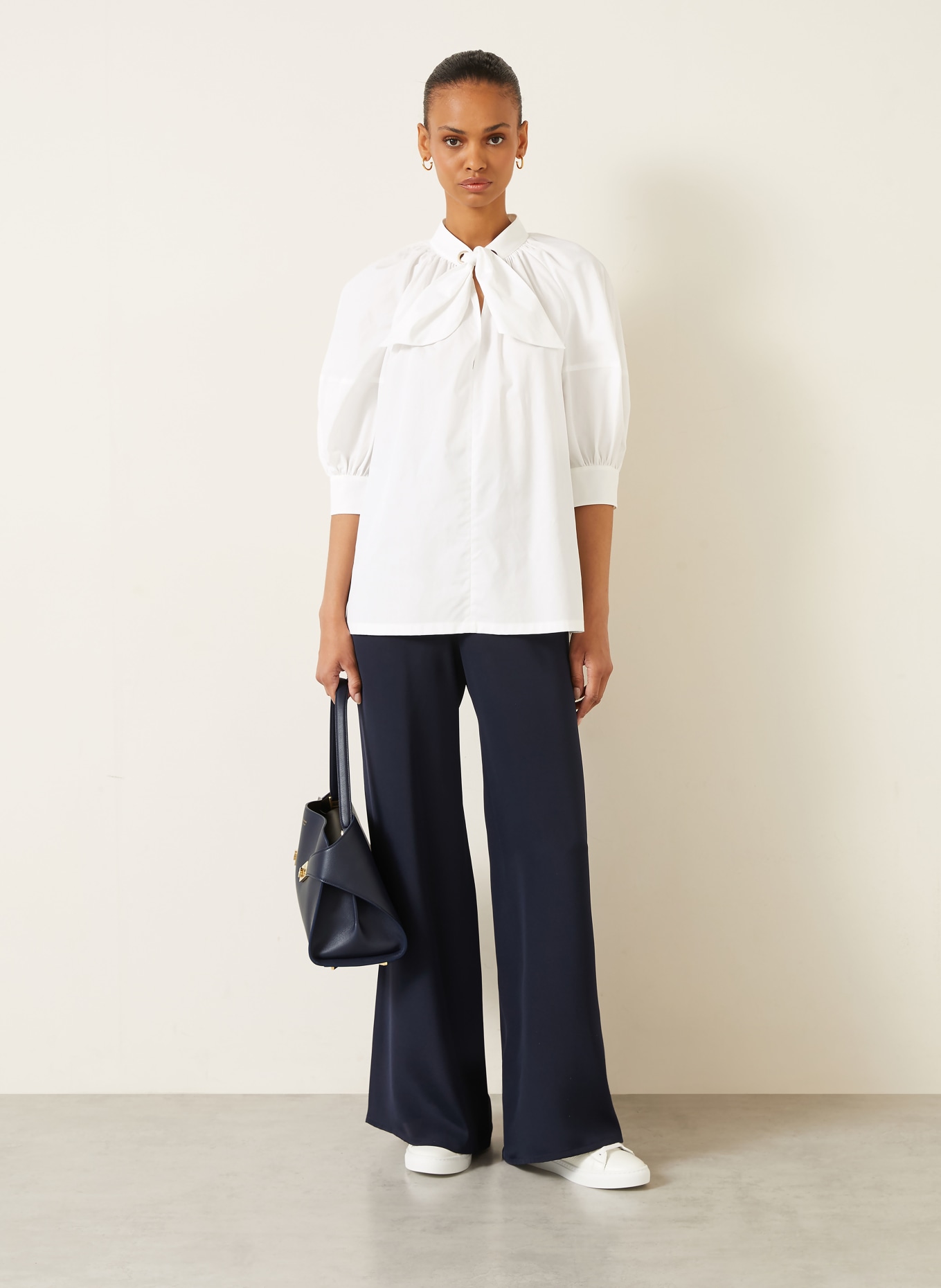 Max Mara Blusenshirt QUINOA mit 3/4-Arm und abnehmbarer Schluppe: WEISS