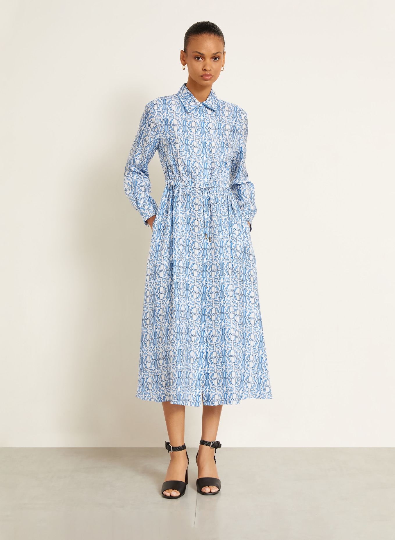 Max Mara Hemdblusenkleid FARAONE aus Seide: BLAU / WEISS