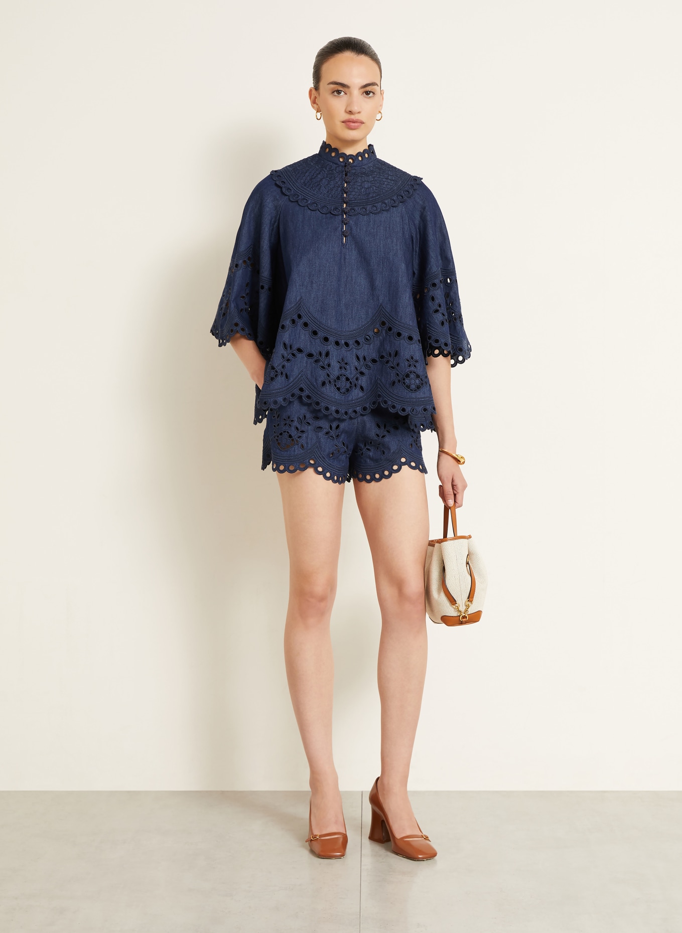 ZIMMERMANN Jeansshorts MAHON mit Lochspitze: INK