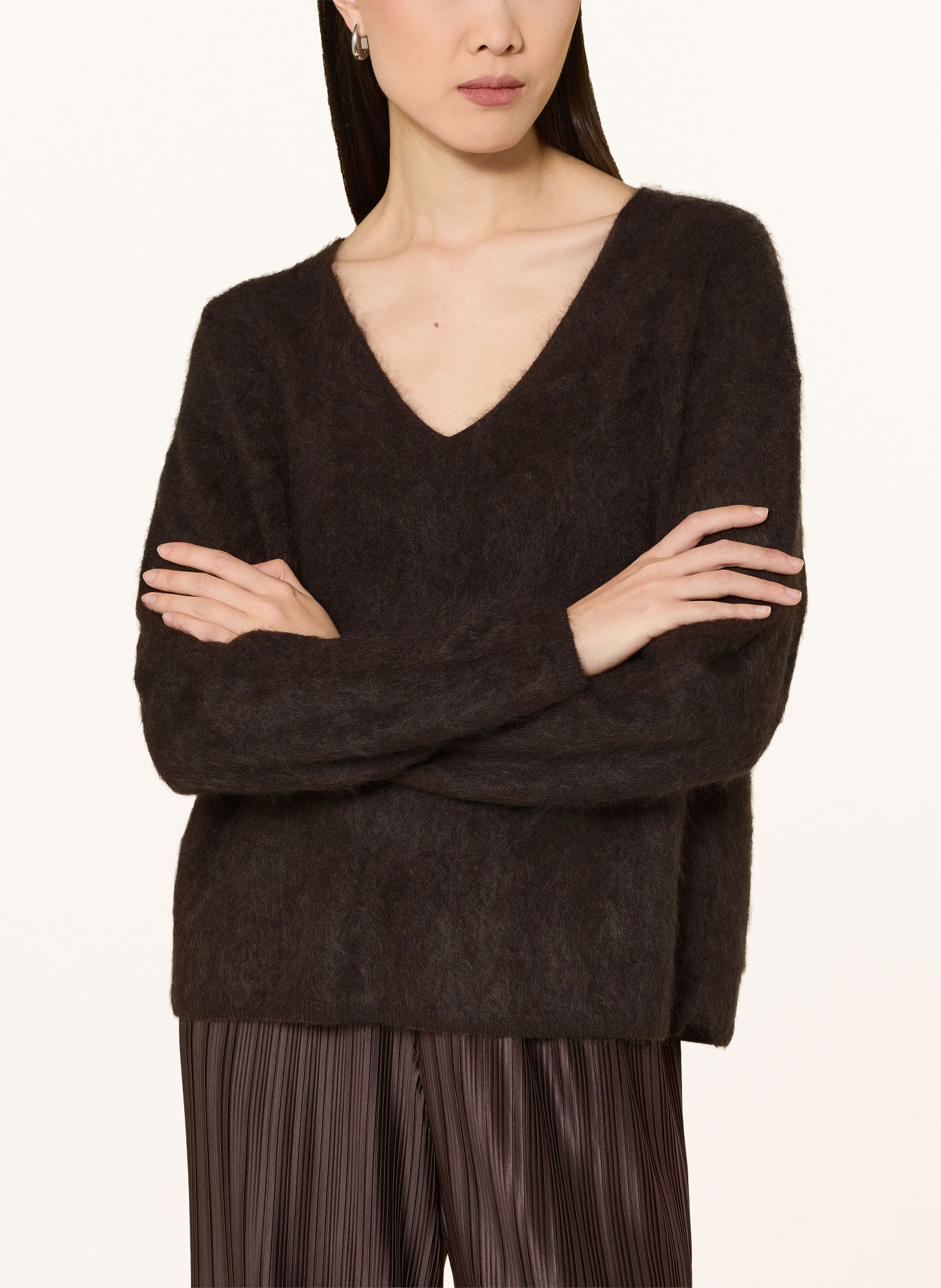 darling harbour Cashmere Sweater: DARK BROWN