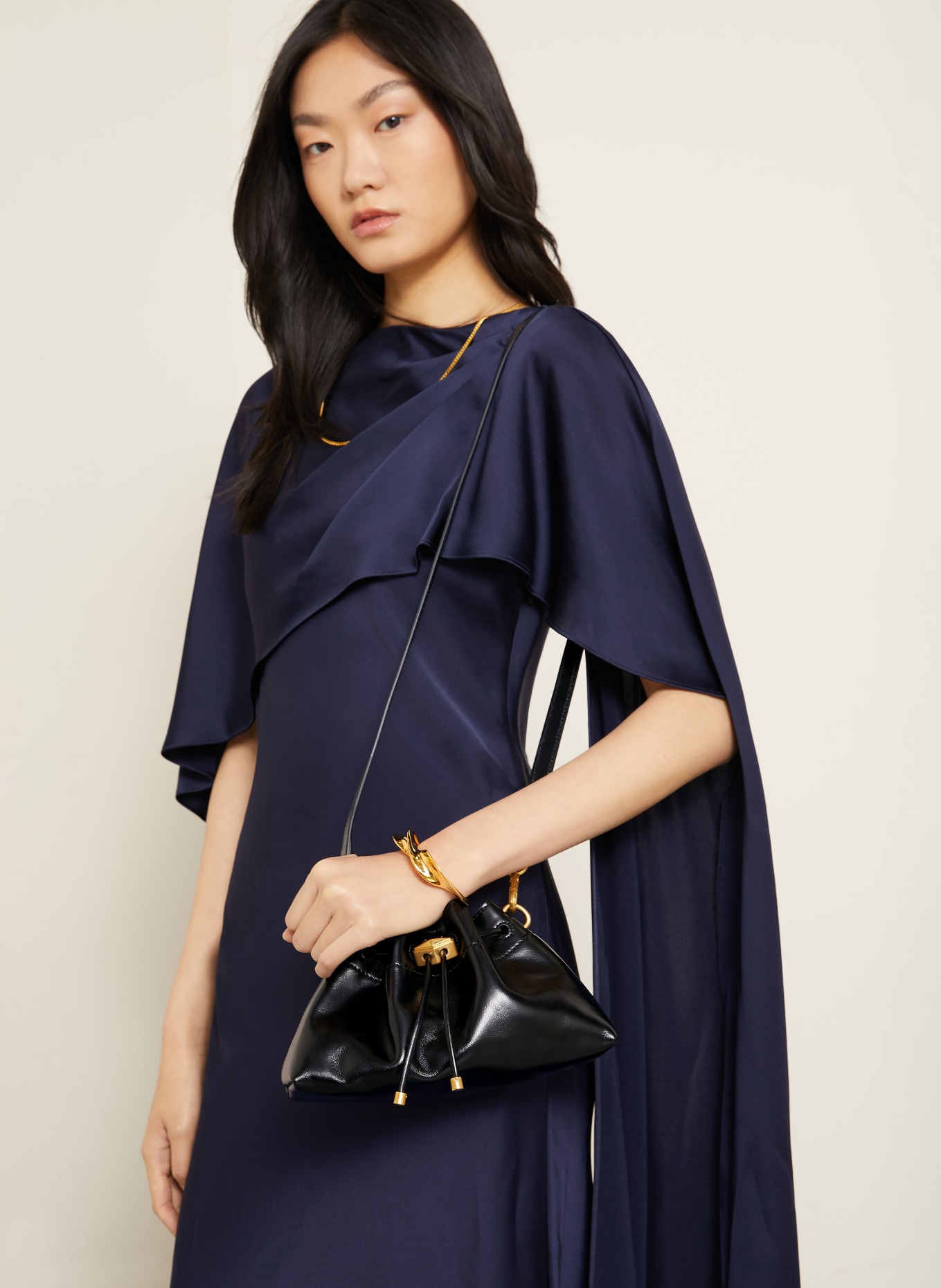 JIMMY CHOO CINCH SMALL Handbag: BLACK / GOLD