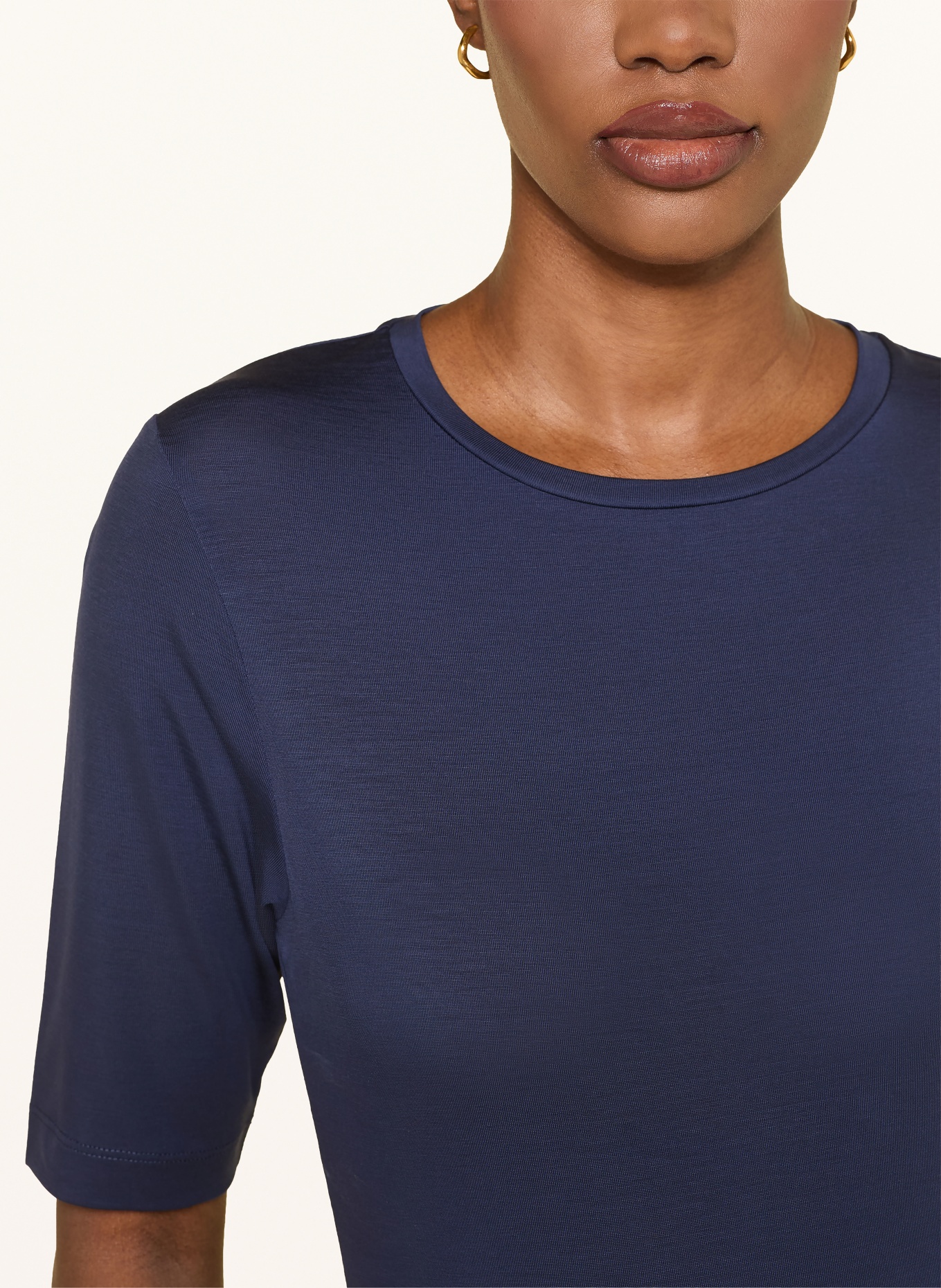 windsor. T-shirt: DARK BLUE