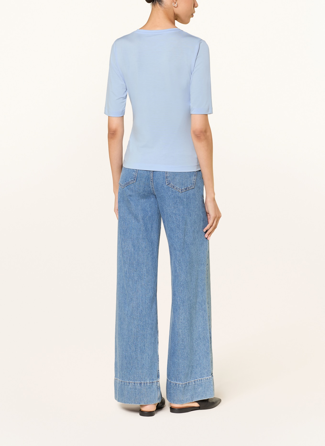 windsor. T-shirt: LIGHT BLUE