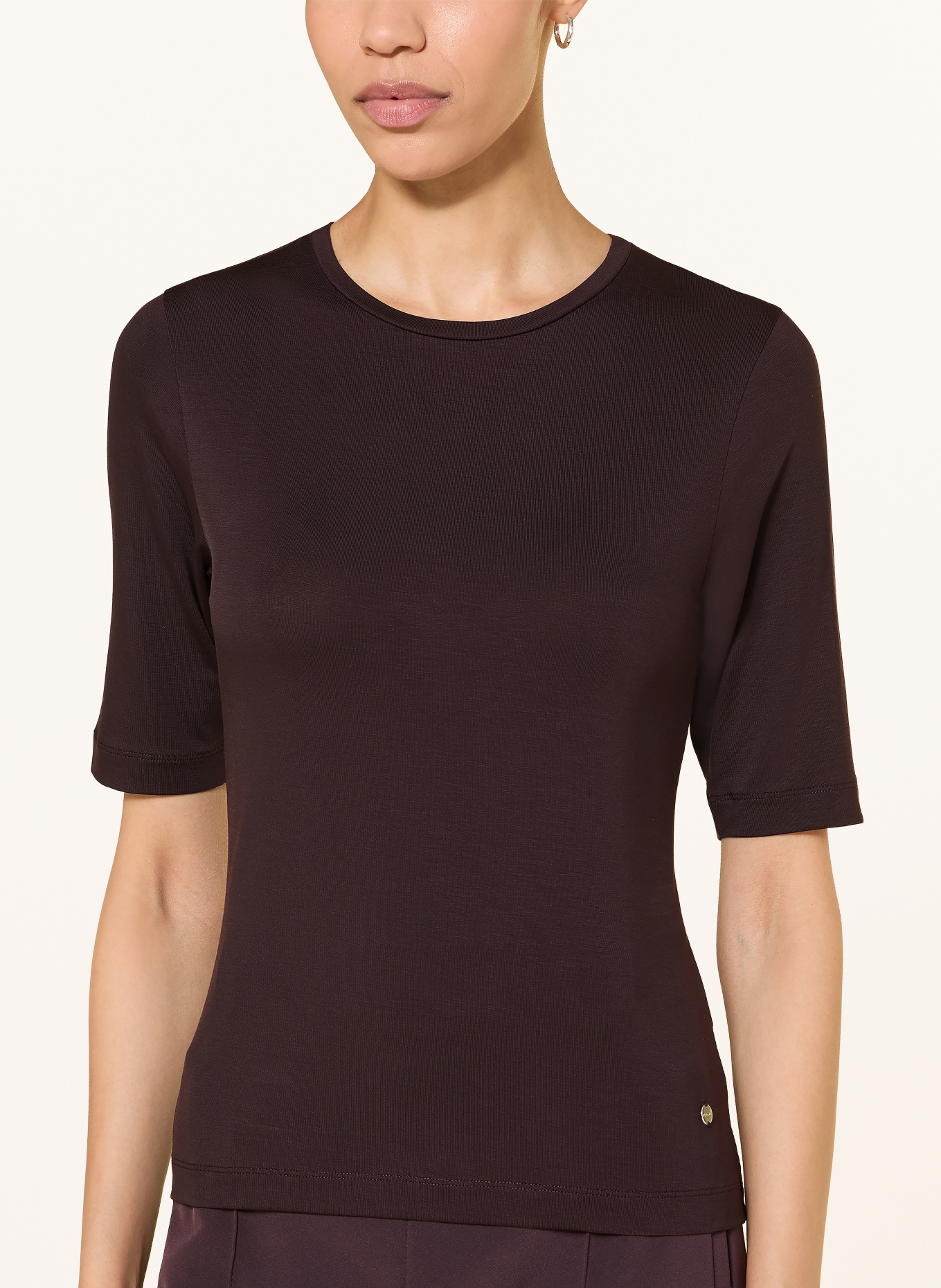 windsor. T-shirt: LILAS FONCÉ