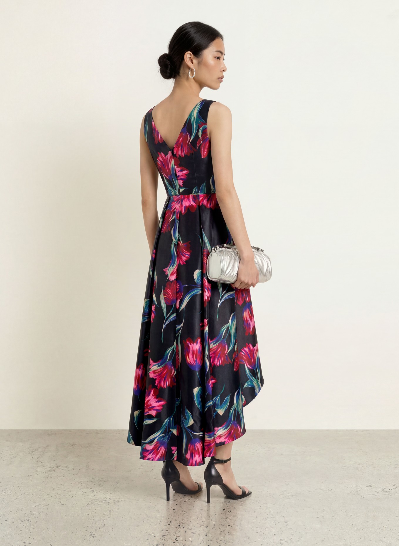 ADRIANNA PAPELL Avondjurk: ZWART / FUCHSIA / GROEN