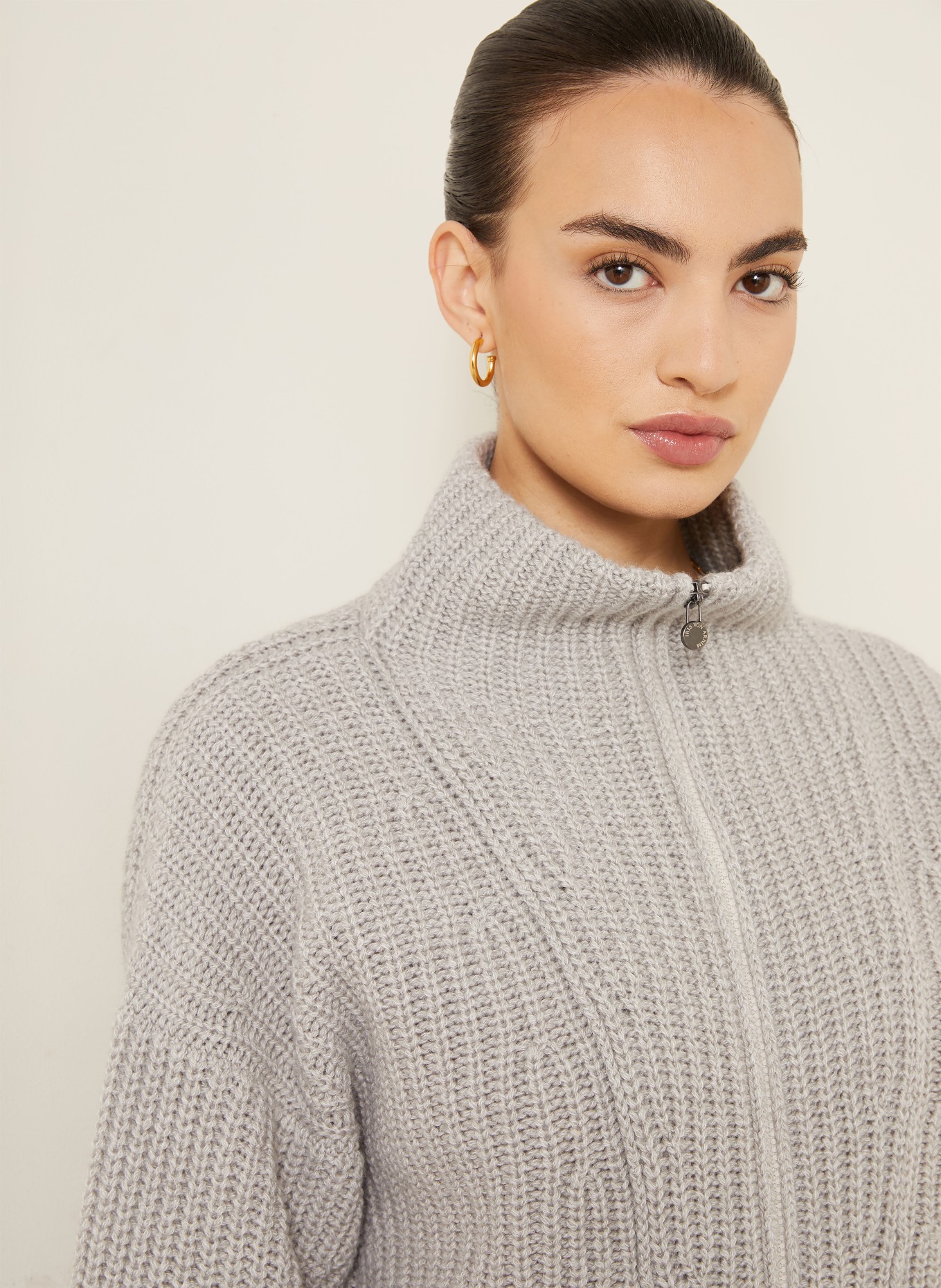 IRIS von ARNIM Strickjacke BRUNETTA aus Cashmere: HELLGRAU