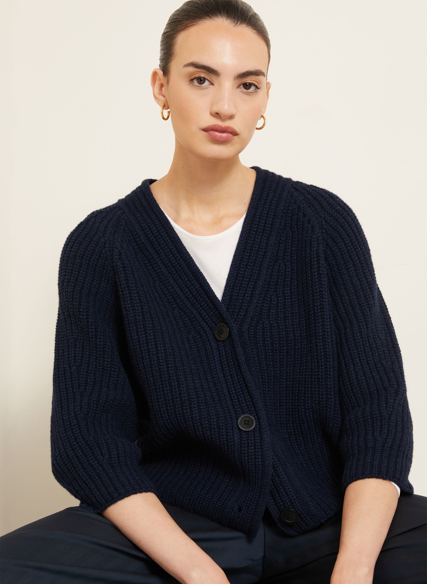 IRIS von ARNIM FALLOU BUTTON cashmere cardigan with 3/4 sleeves: DARK BLUE