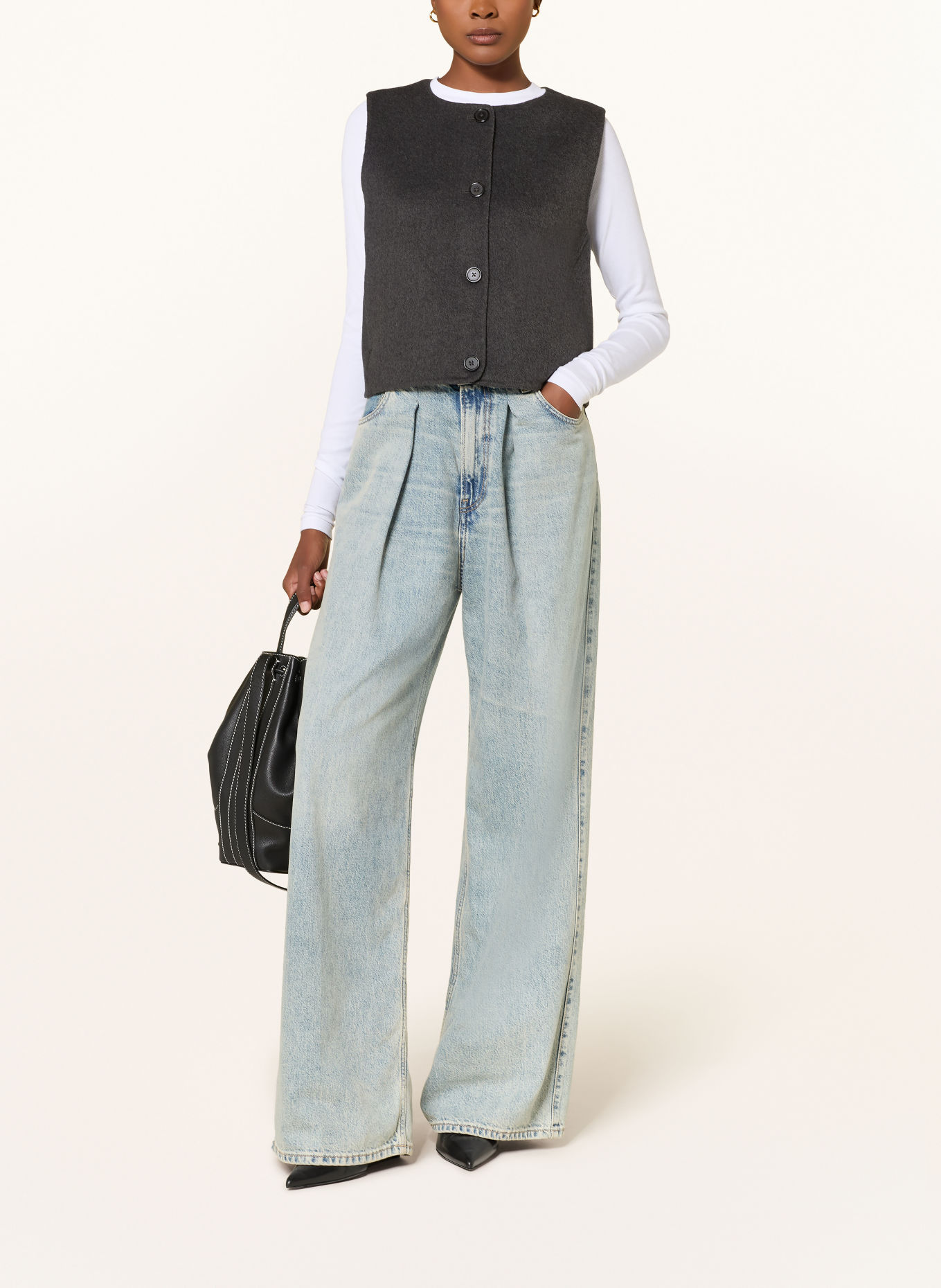 MRS & HUGS Vest: DARK GRAY
