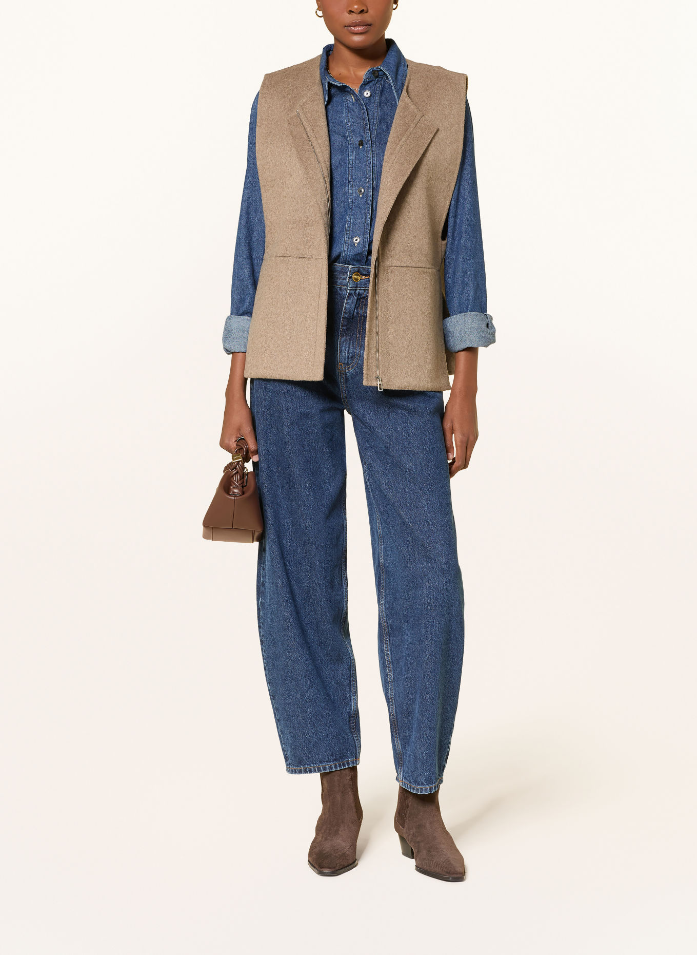MRS & HUGS Vest: BEIGE