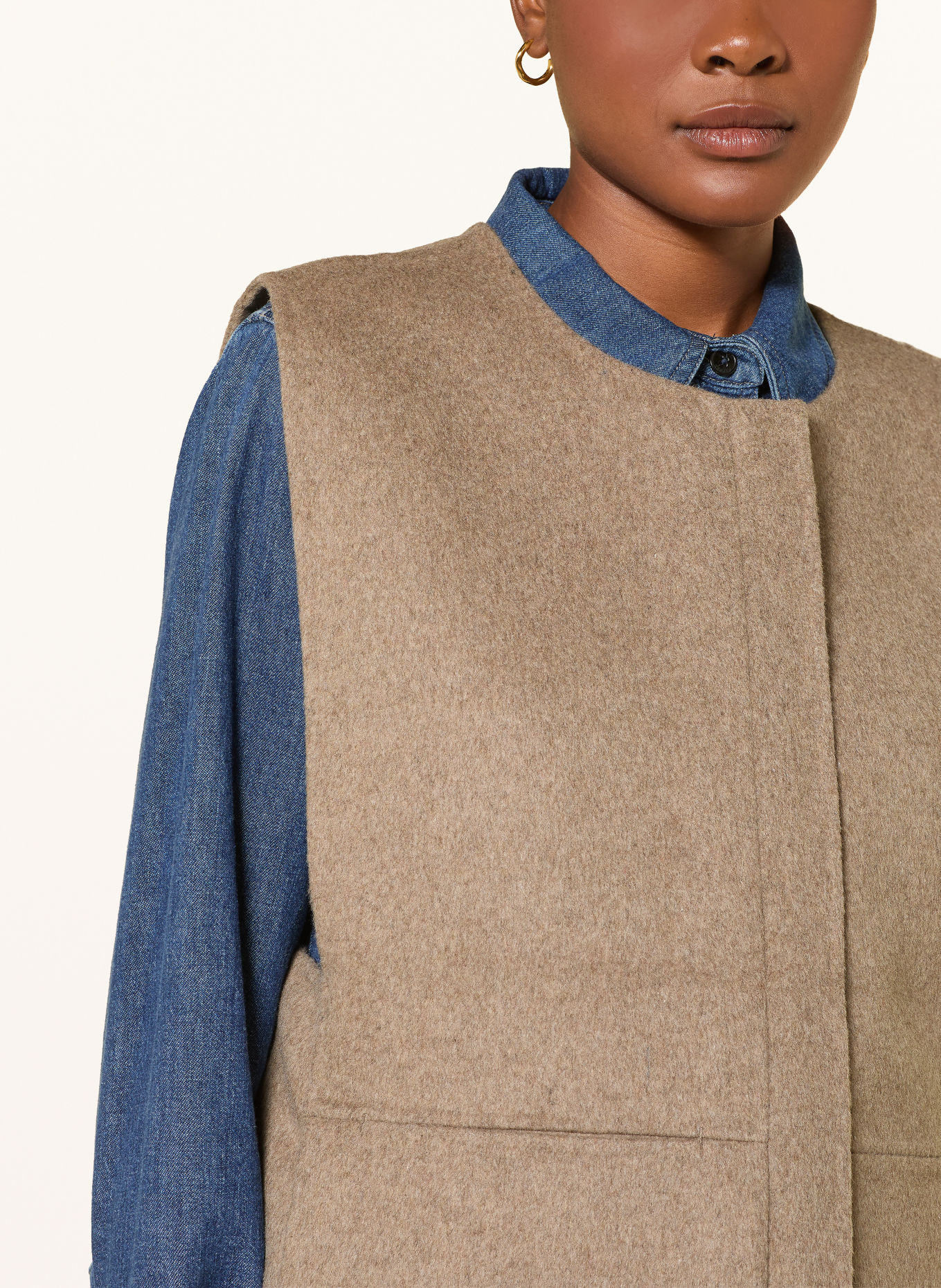MRS & HUGS Vest: BEIGE