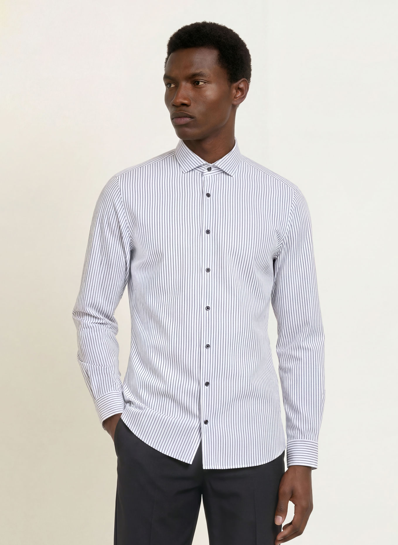 PAUL Koszula o kroju Shaped Fit: BIAŁY / CZARNY