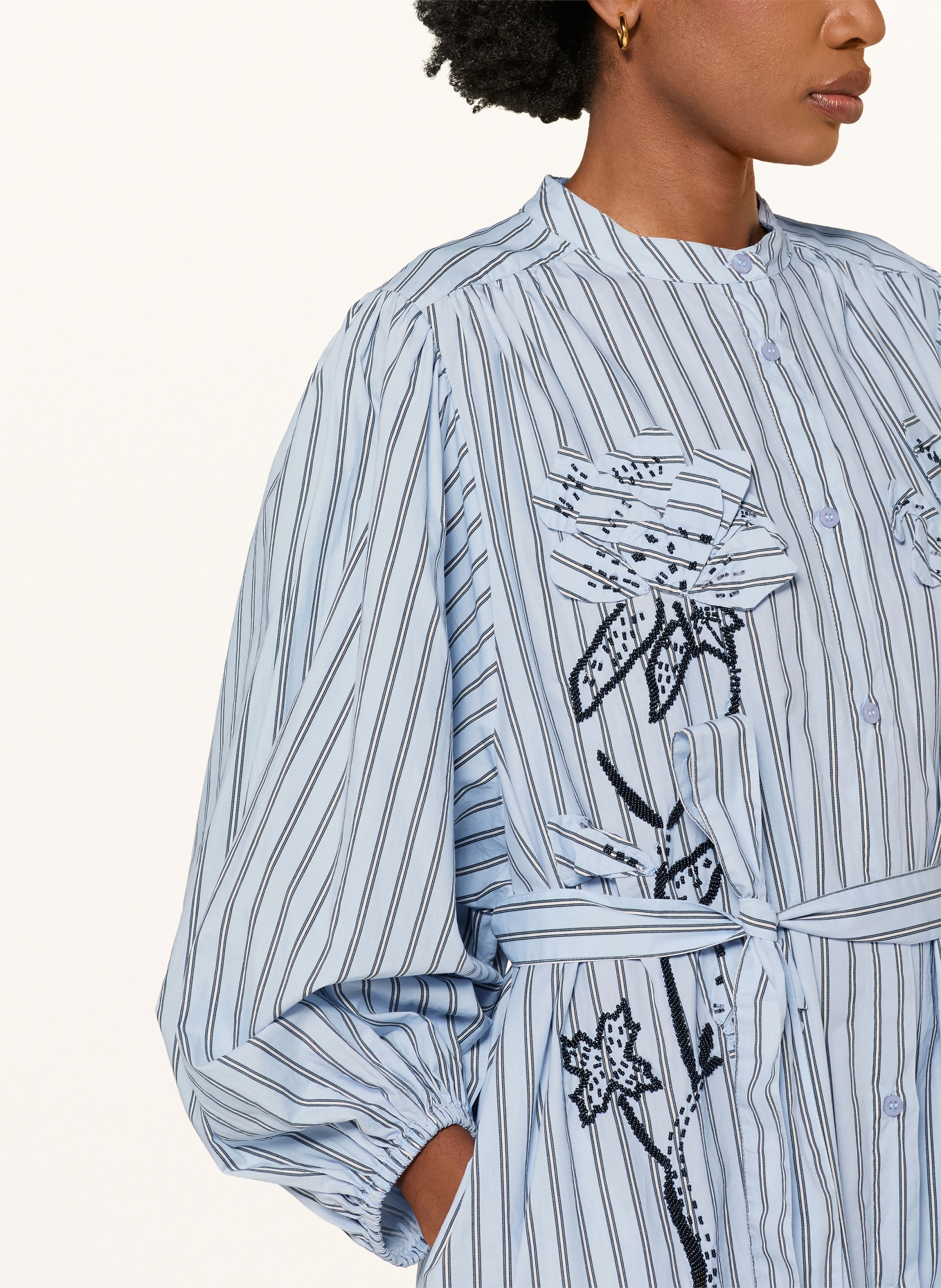 ESSENTIEL ANTWERP Kleid JEMINE mit Schmucksteinen: BLAUGRAU / DUNKELGRAU / WEISS