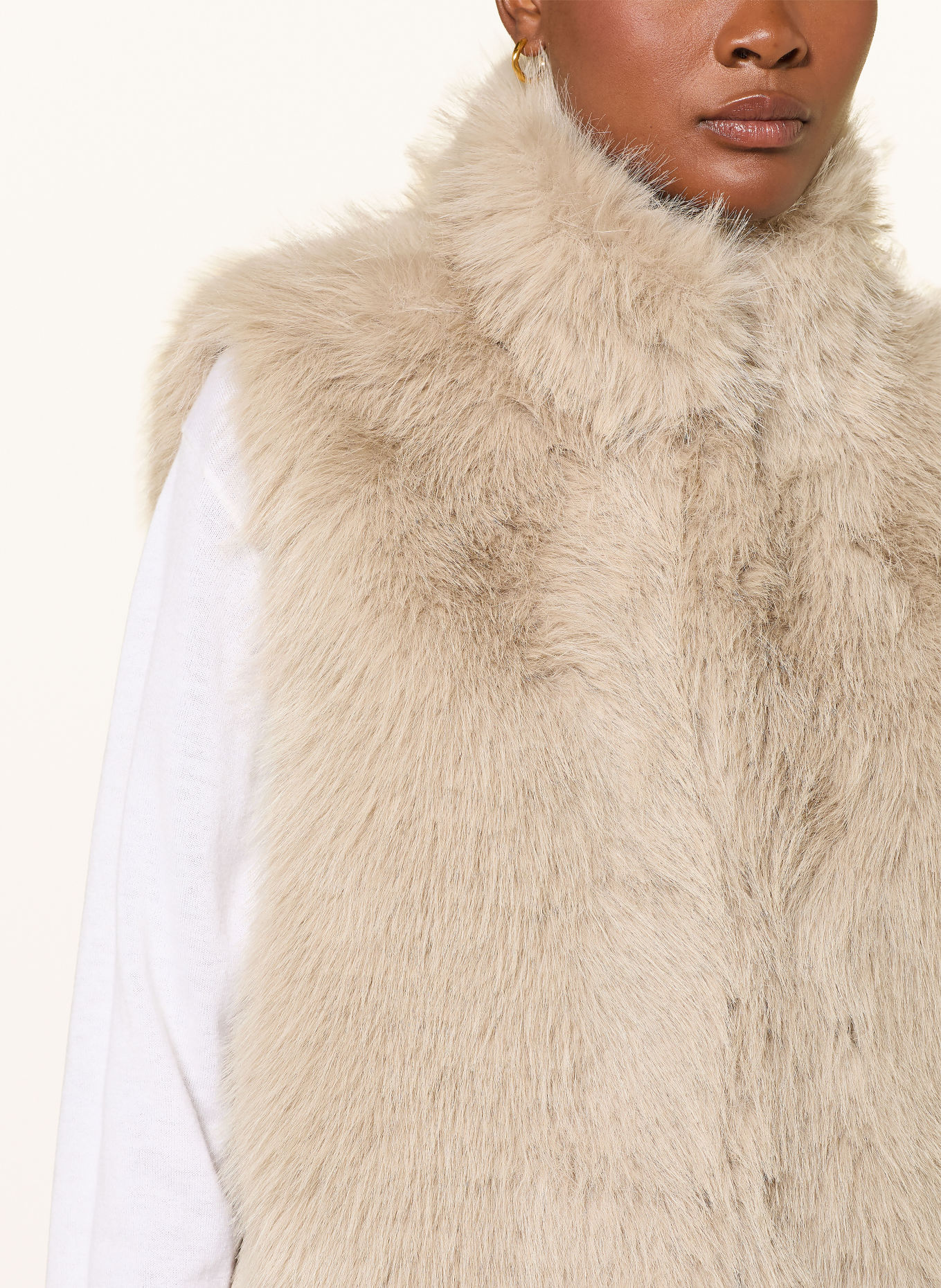 MRS & HUGS Veste sans manches en fausse fourrure: BEIGE