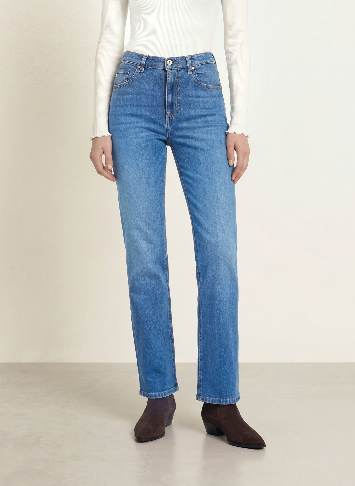 AG Jeans Proste dżinsy BRINLEY: SUEY SUEY