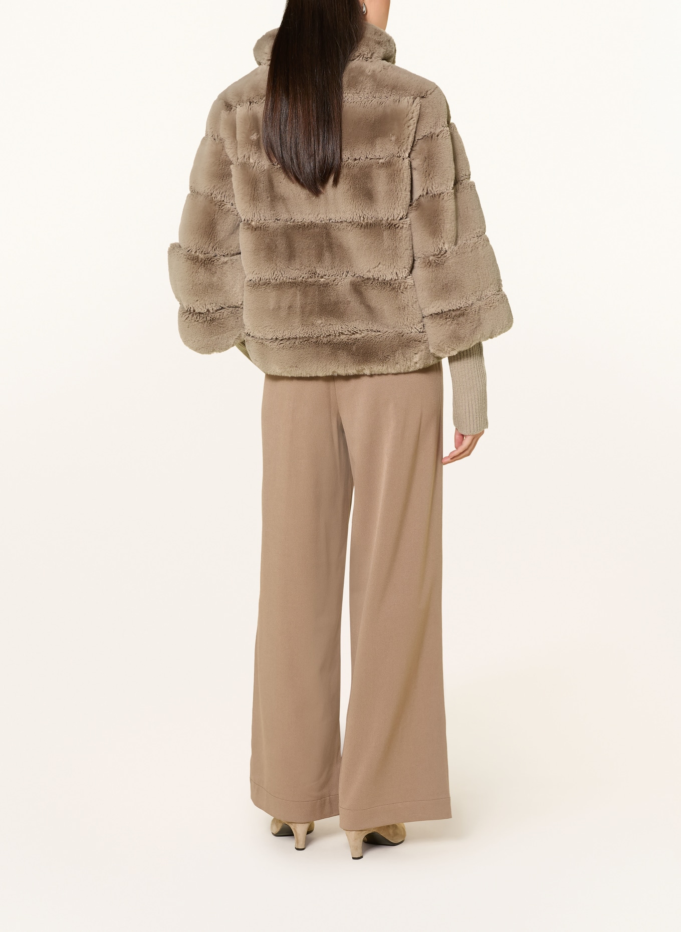 RINO & PELLE Veste en fausse fourrure dans un mélange de matières: TAUPE