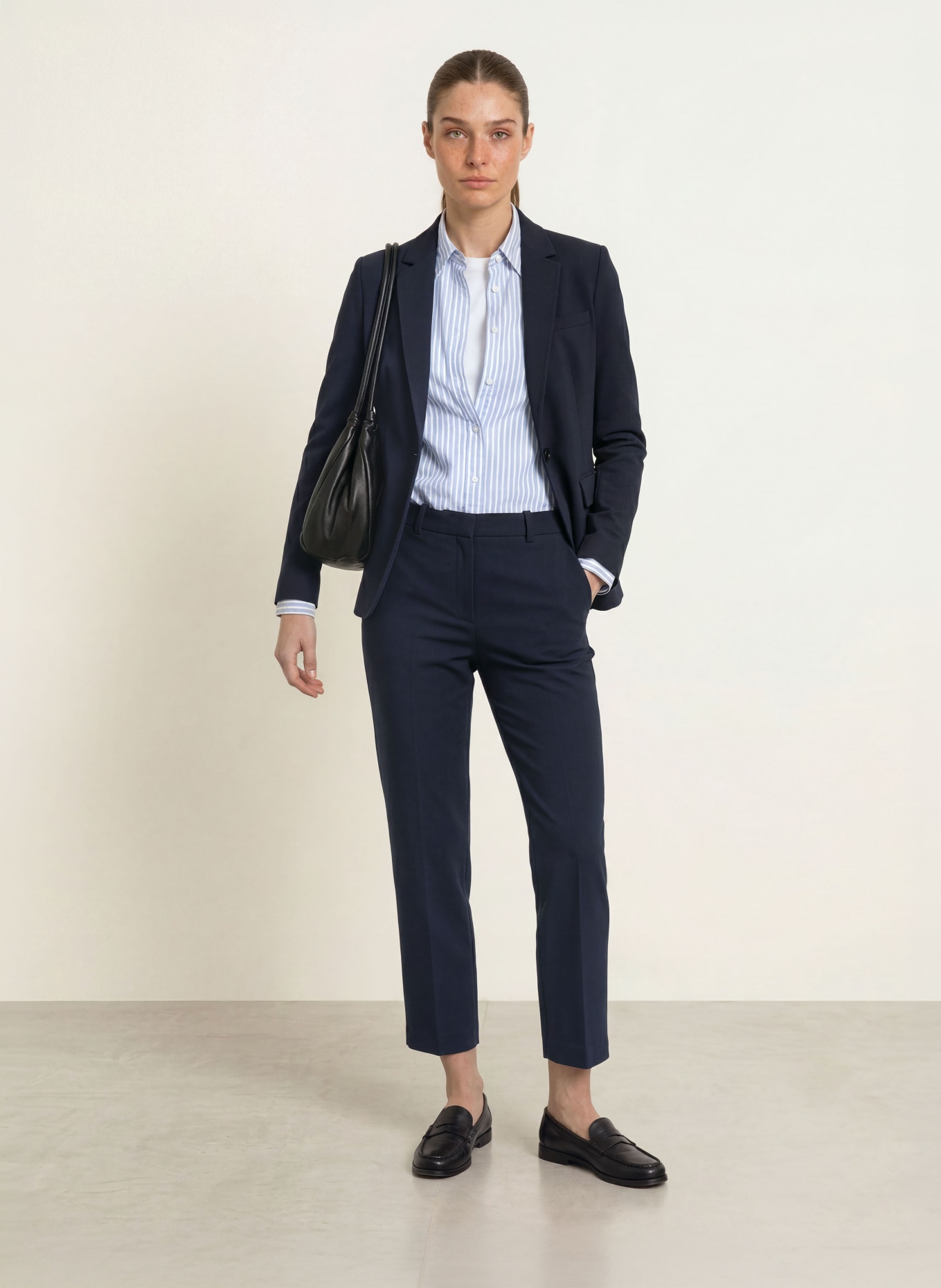 CIRCOLO 1901 7/8-length trousers made from jersey: DARK BLUE