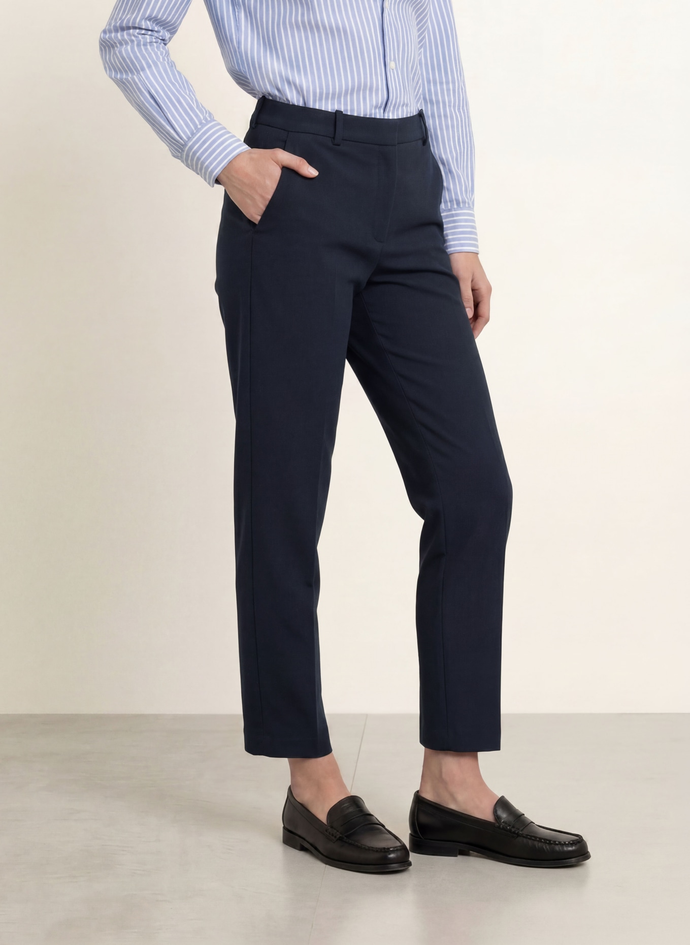 CIRCOLO 1901 7/8-length trousers made from jersey: DARK BLUE