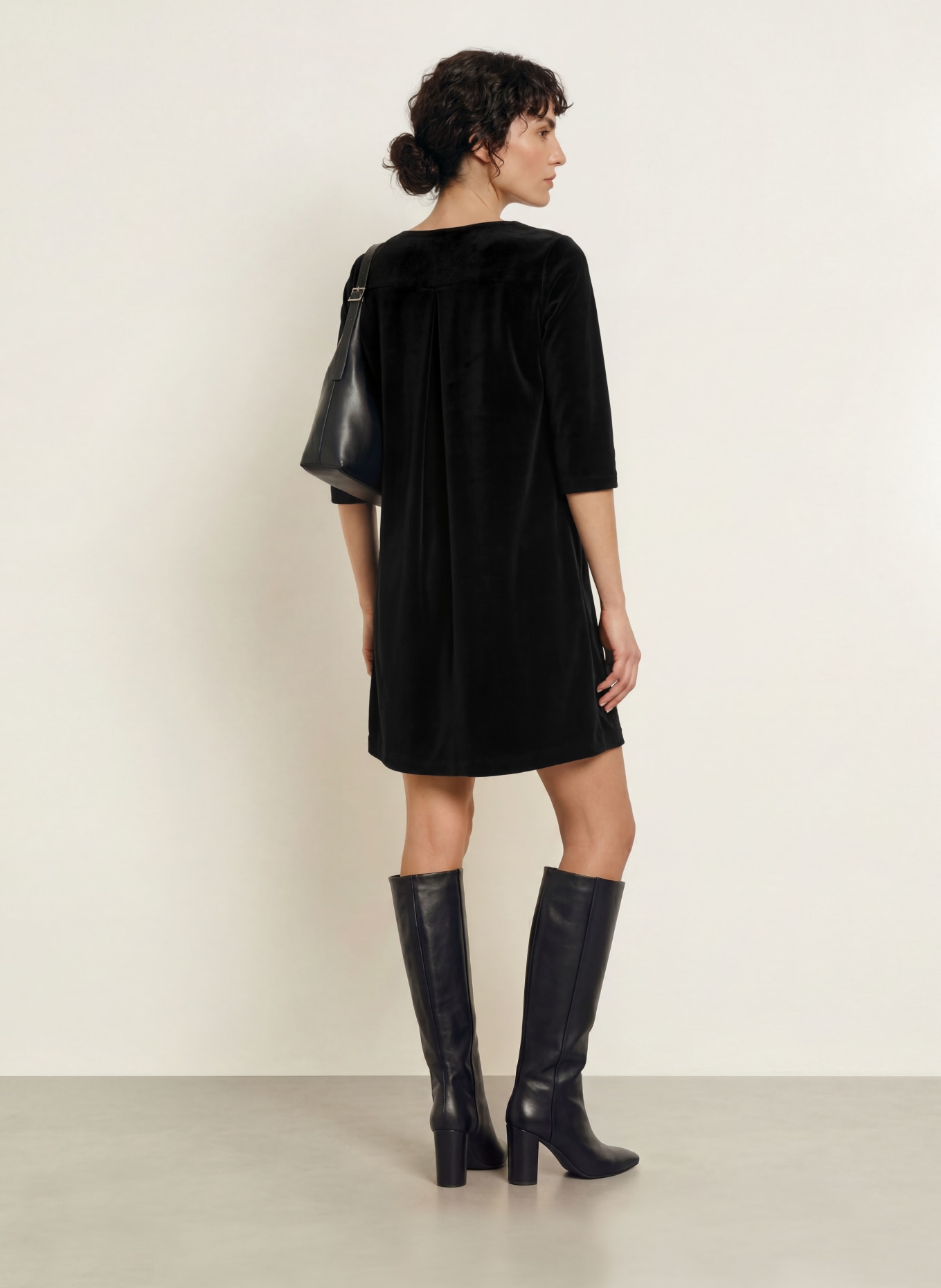 CIRCOLO 1901 Velvet dress with 3/4 sleeves: BLACK