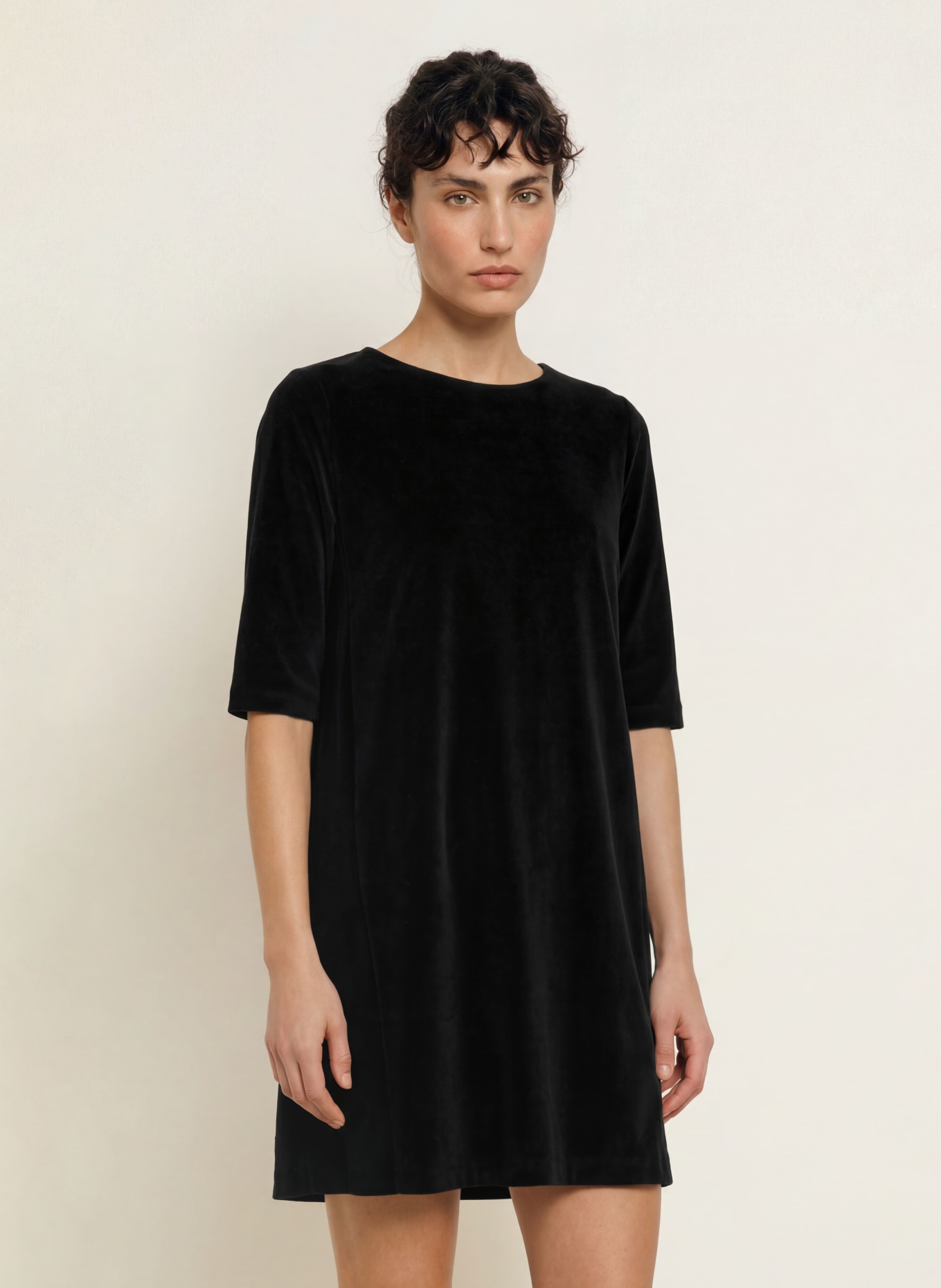 CIRCOLO 1901 Velvet dress with 3/4 sleeves: BLACK