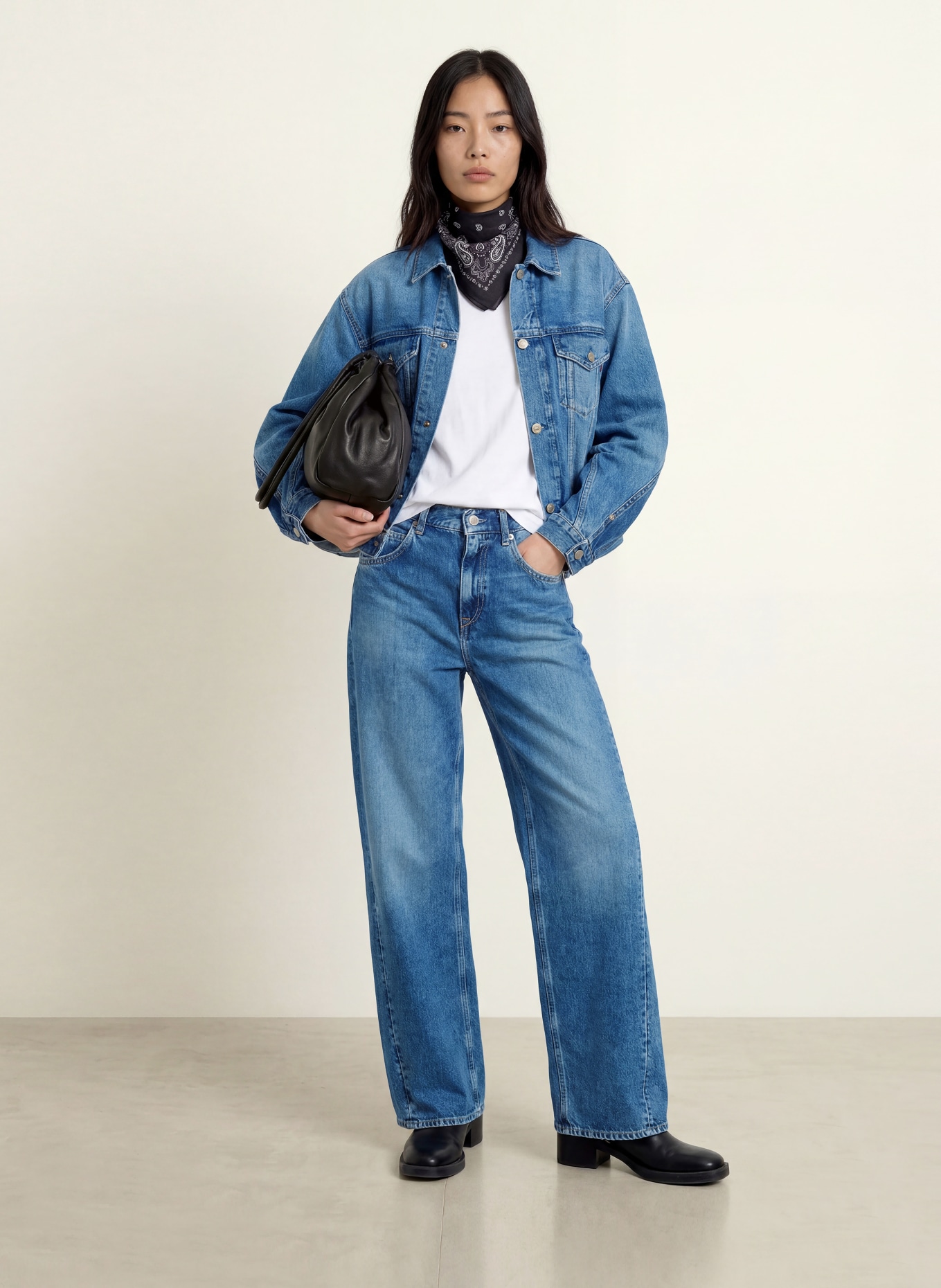 REPLAY Wide Leg Jeans NARJA: C009 MEDIUM BLUE