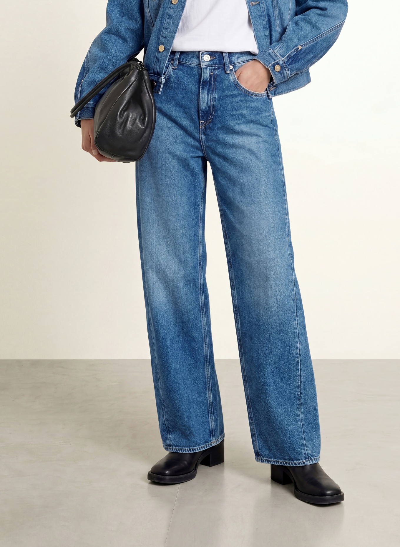 REPLAY Wide Leg Jeans NARJA: C009 MEDIUM BLUE