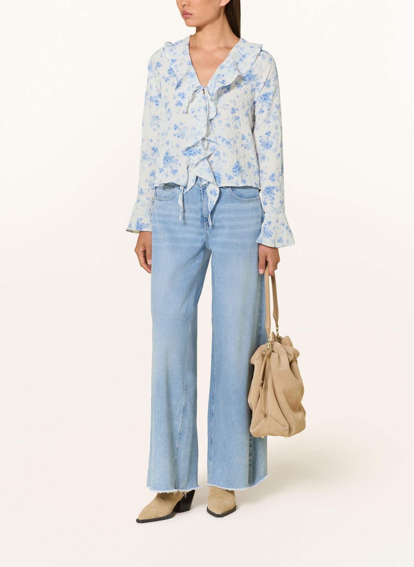NEO NOIR ANIKA shirt blouse with ruffles: LIGHT BLUE / WHITE