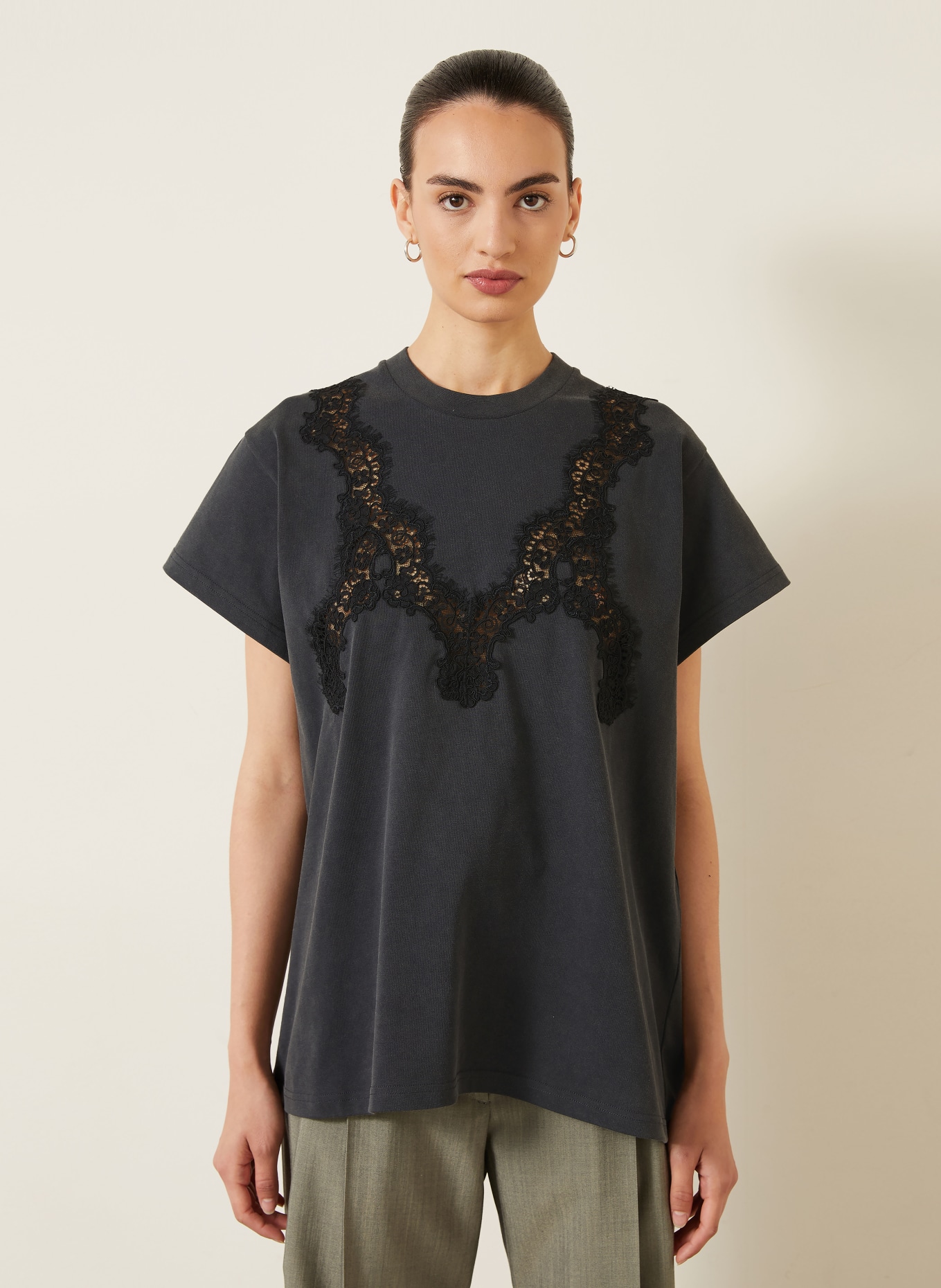STELLA McCARTNEY T-Shirt mit Spitze: DUNKELGRAU / SCHWARZ