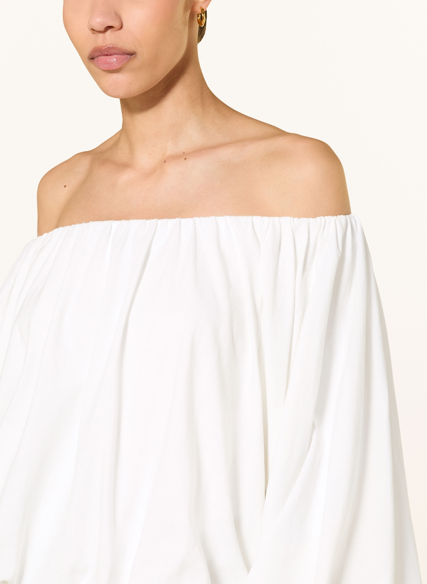 DOROTHEE SCHUMACHER Off-shoulder blouse SOFT VOLUME: WIT
