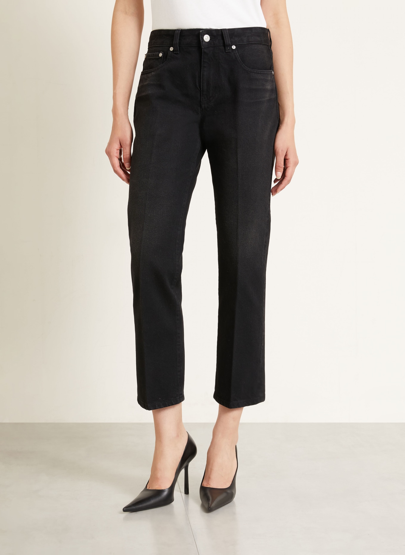 VICTORIA BECKHAM Cropped Jeans: 6763 WASHED BLACK