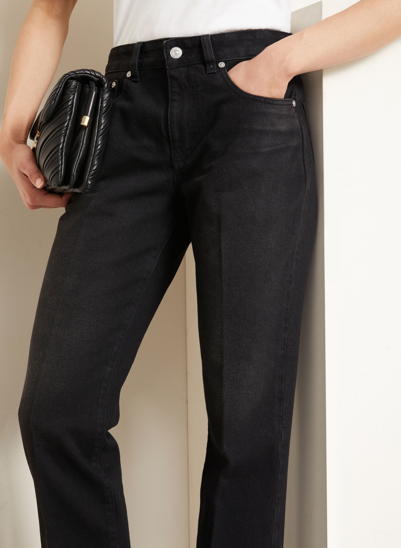 VICTORIA BECKHAM Cropped Jeans: 6763 WASHED BLACK