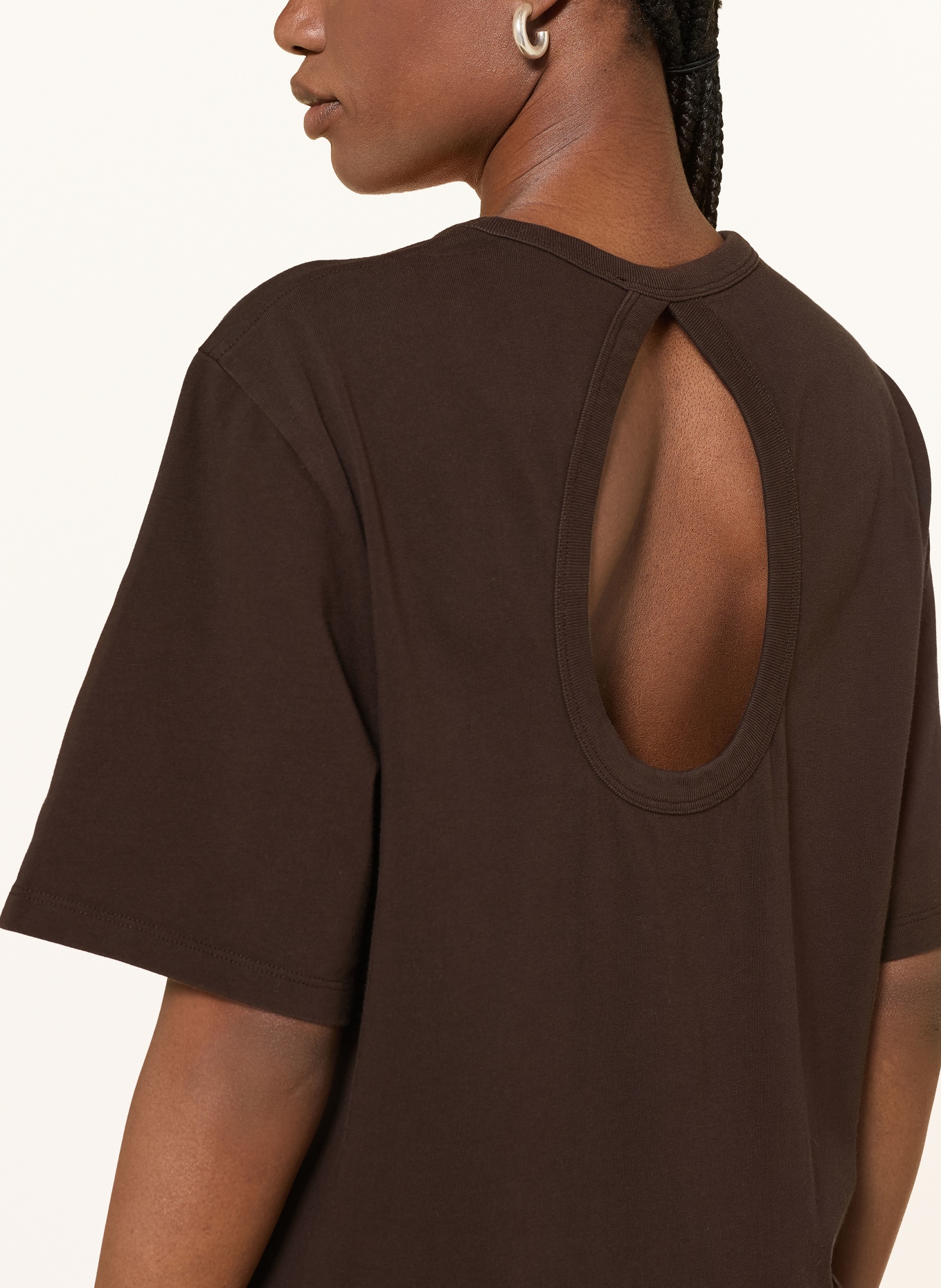 ROTATE T-shirt with cut-out: DARK BROWN