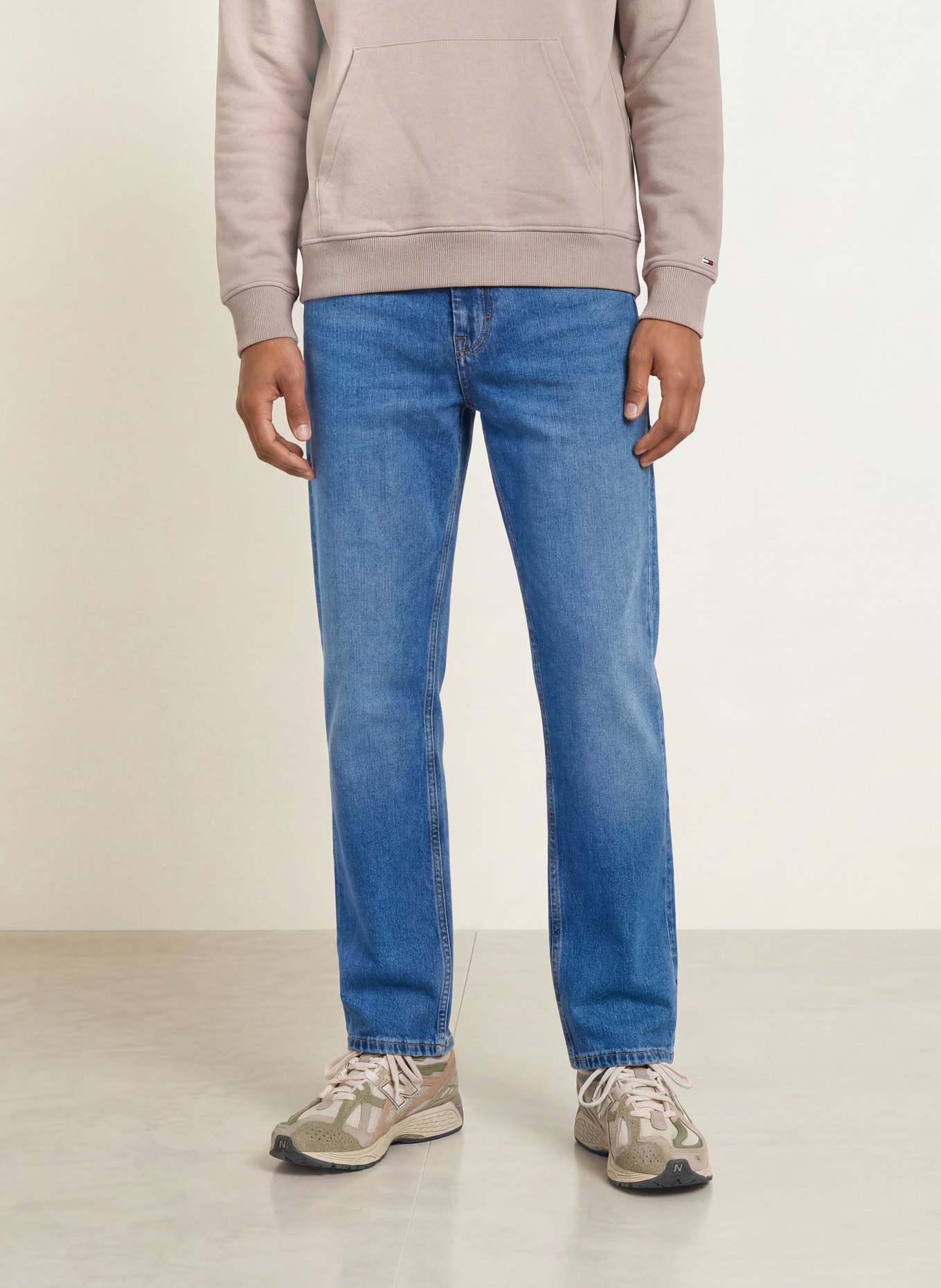 TOMMY JEANS Jeans SONNY Tapered Fit: 1A5 Denim Medium