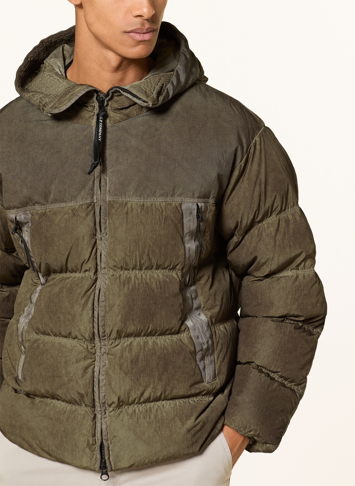 C.P. COMPANY Daunenjacke: BRAUN