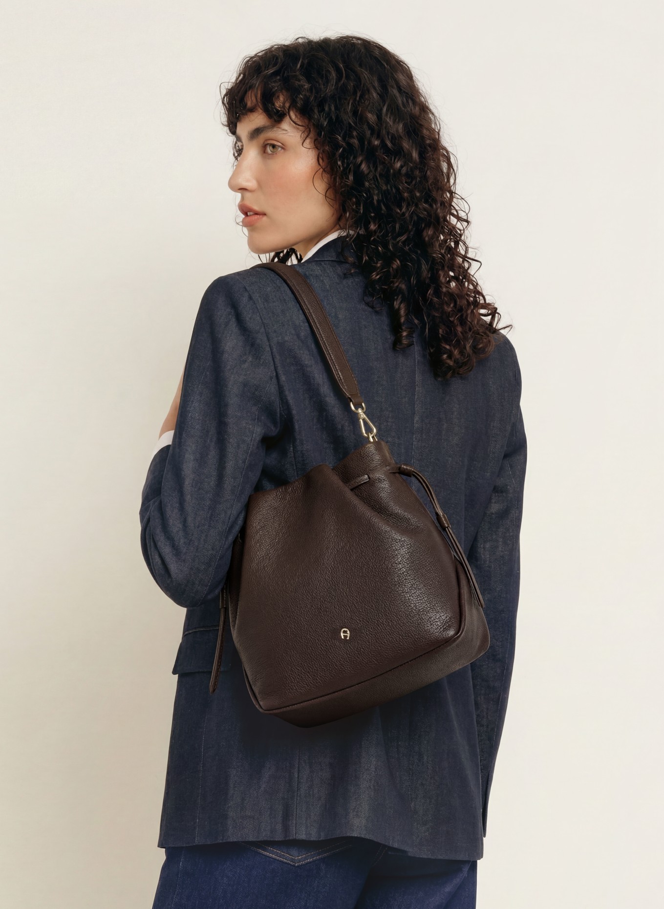 AIGNER Bucket bag: DARK BROWN