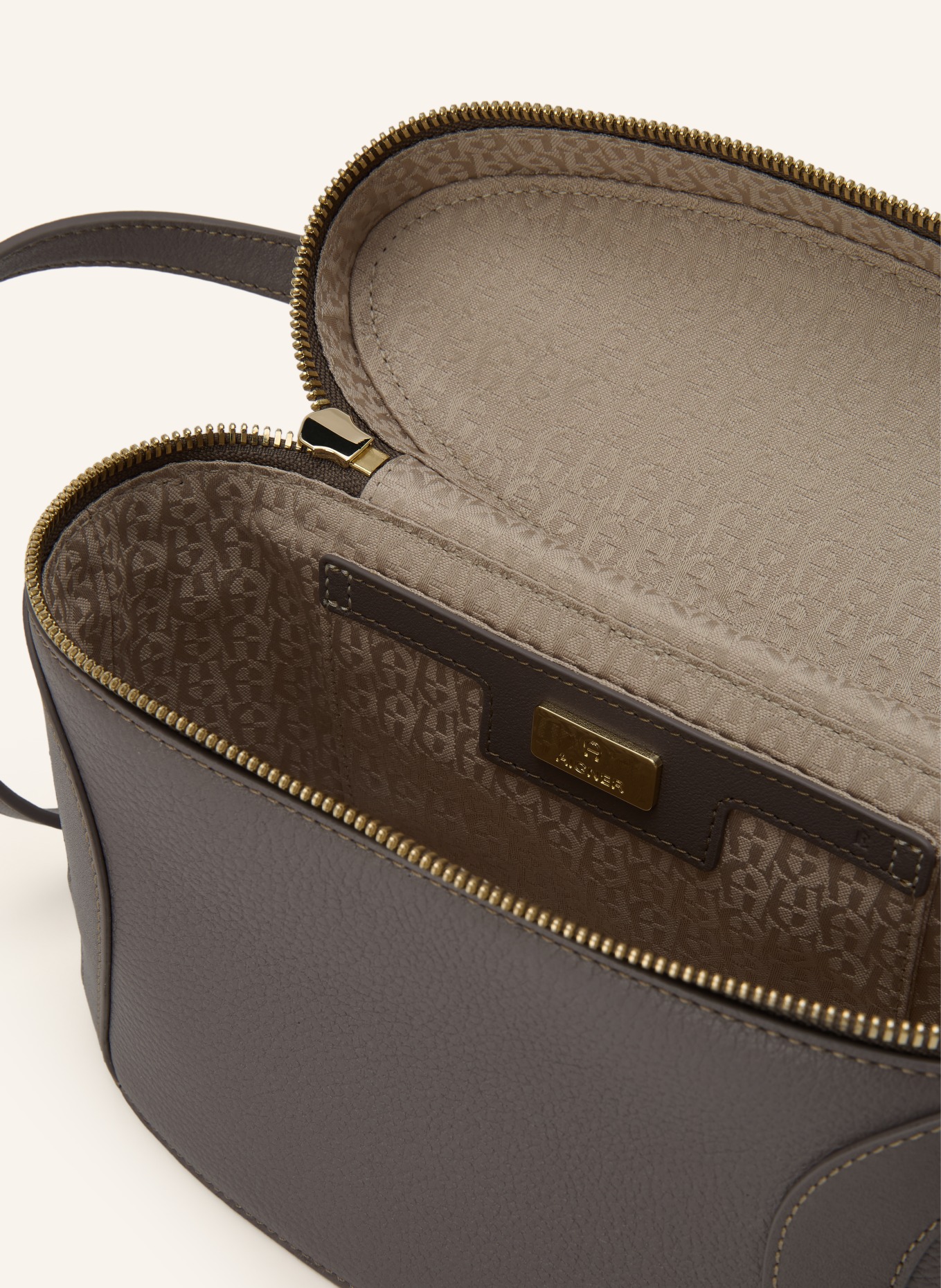 AIGNER Schoudertas: TAUPE