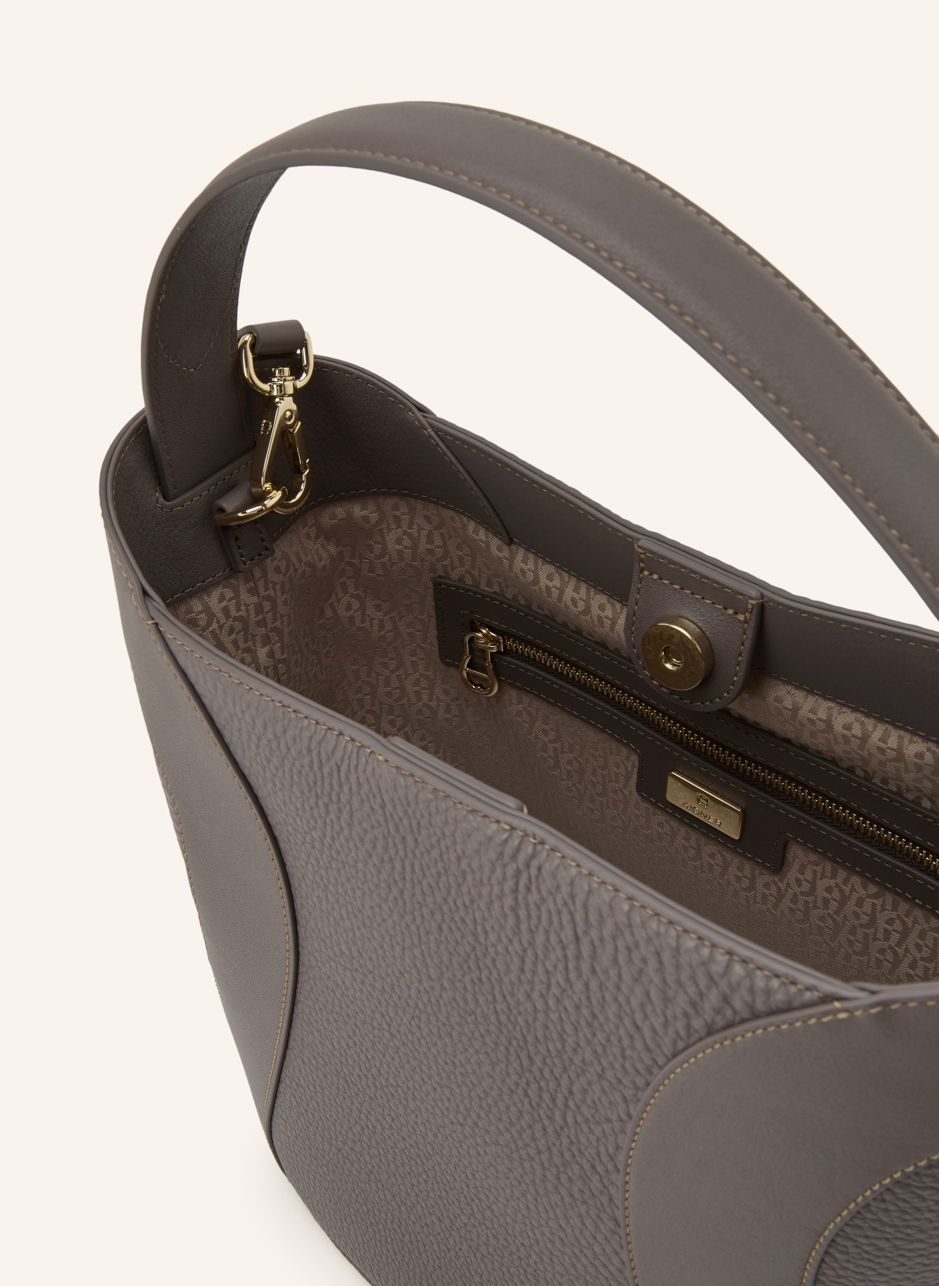 AIGNER Bucket bag: GRAY