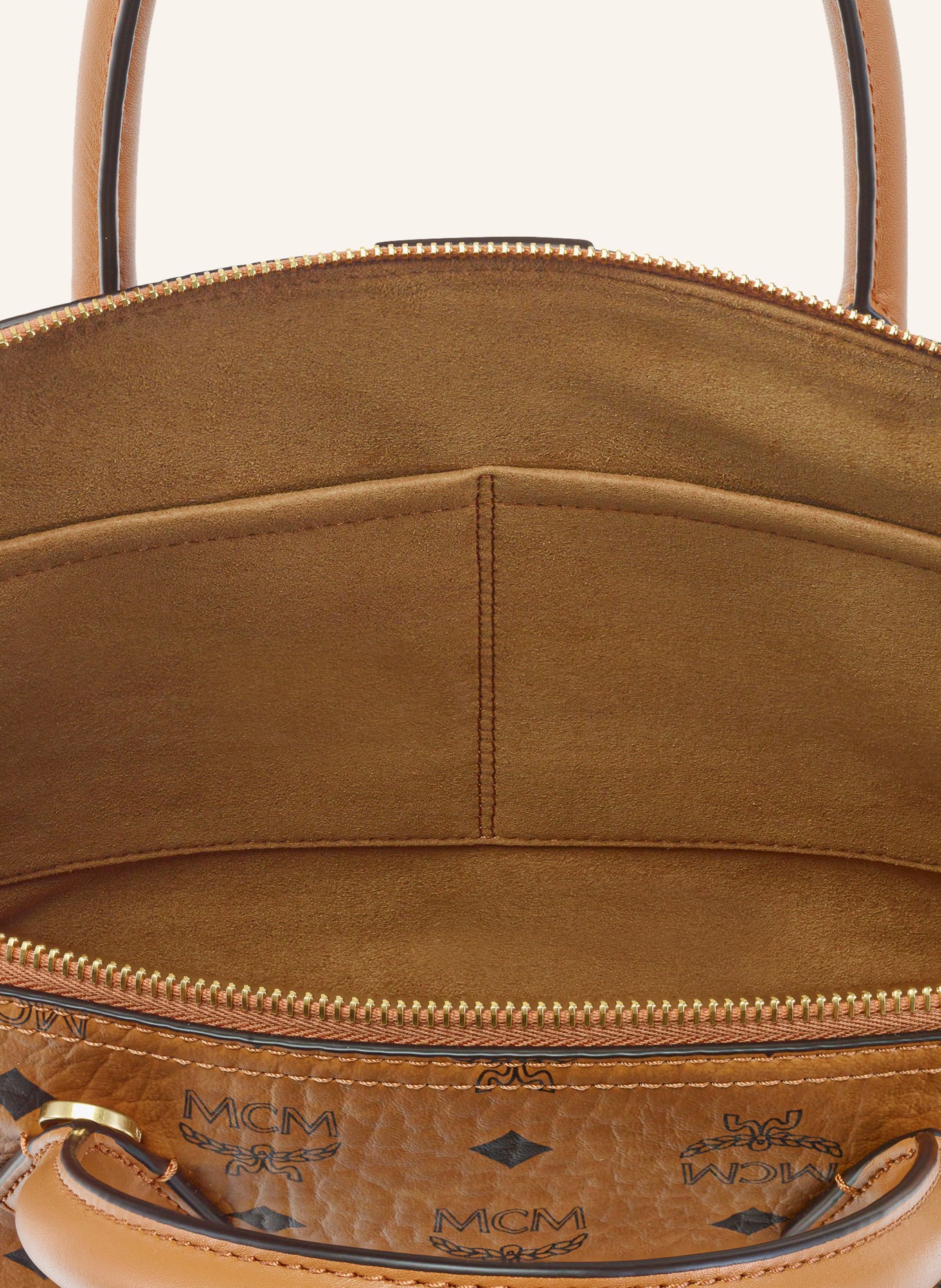 MCM PINA VISETOS Crossbody bag: COGNAC / GOLD / BLACK