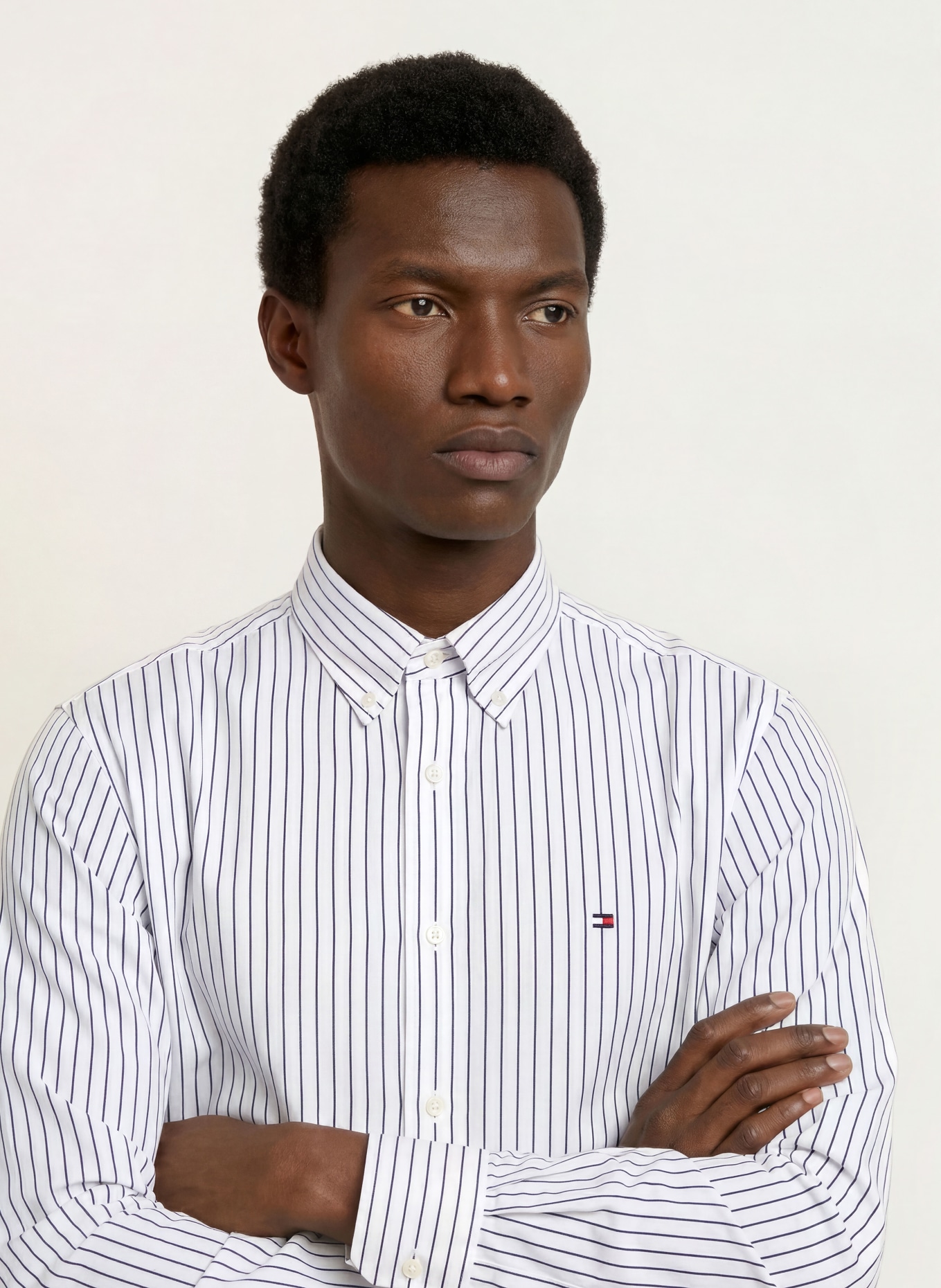 TOMMY HILFIGER Hemd Comfort Fit: WEISS / SCHWARZ