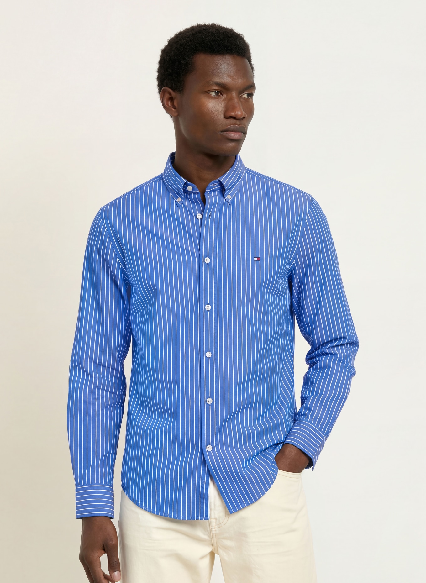 TOMMY HILFIGER Košile Comfort Fit: MODRÁ / BÍLÁ