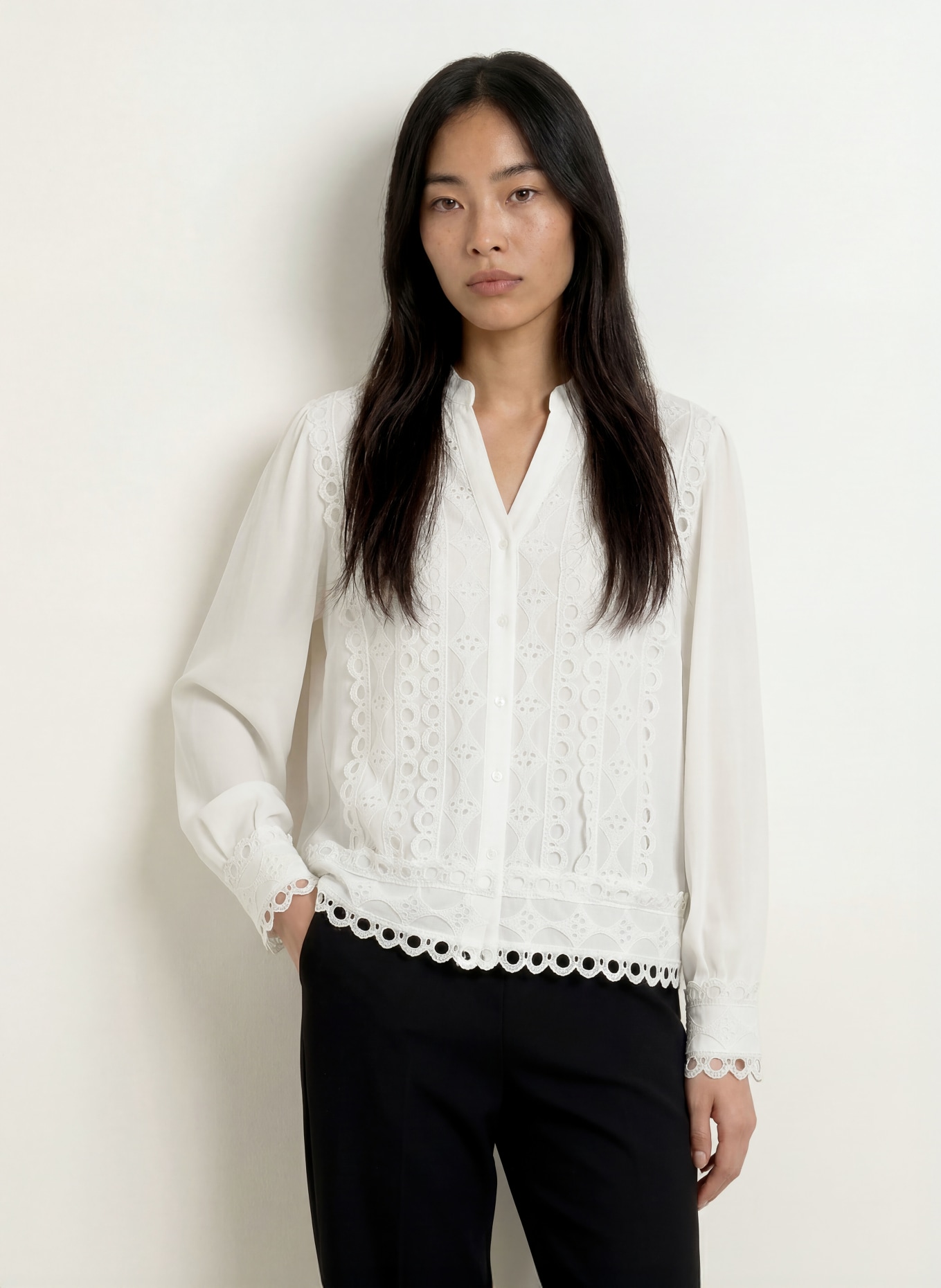 MORE & MORE Bluse mit Lochspitze: WEISS