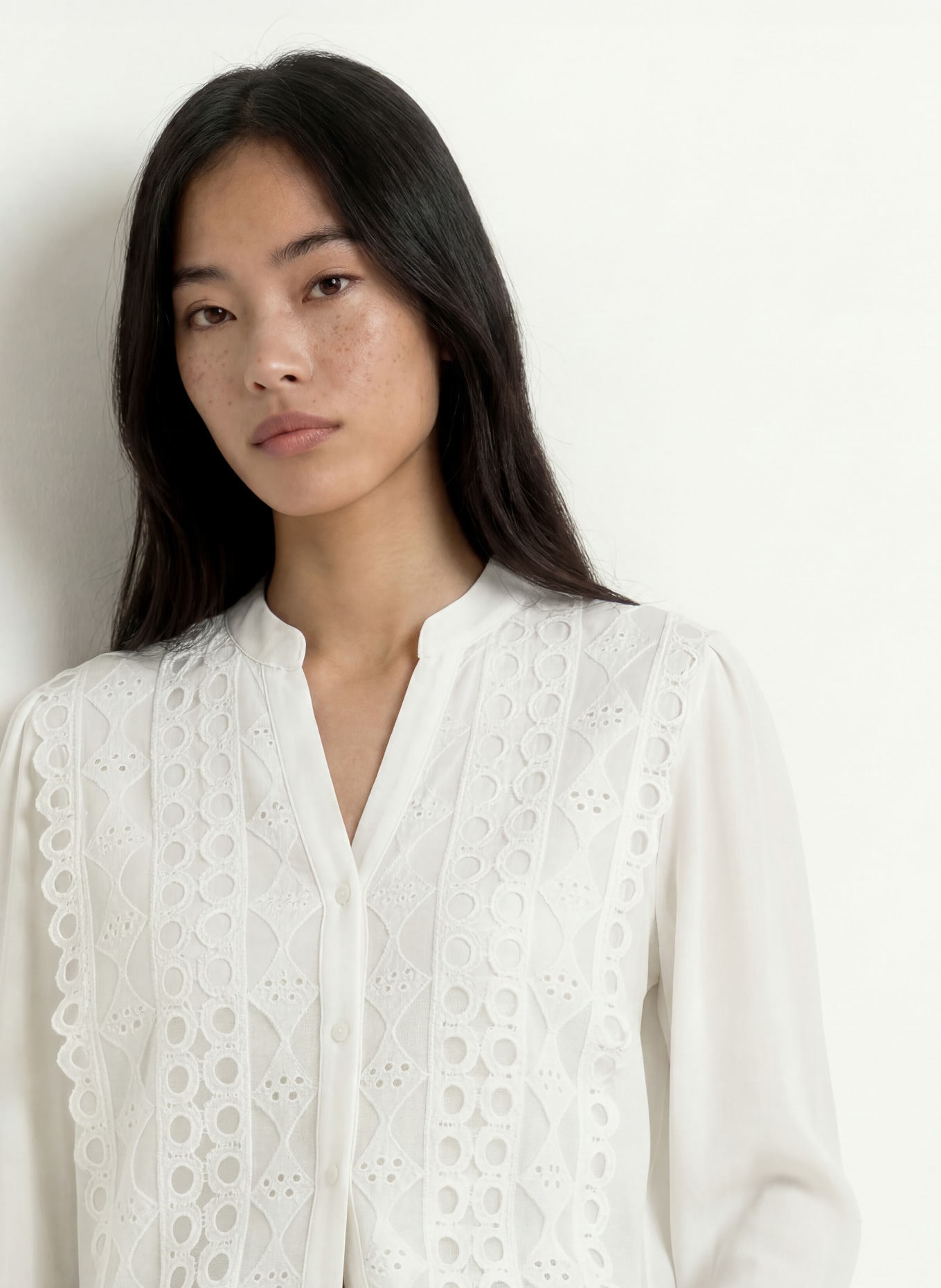 MORE & MORE Bluse mit Lochspitze: WEISS