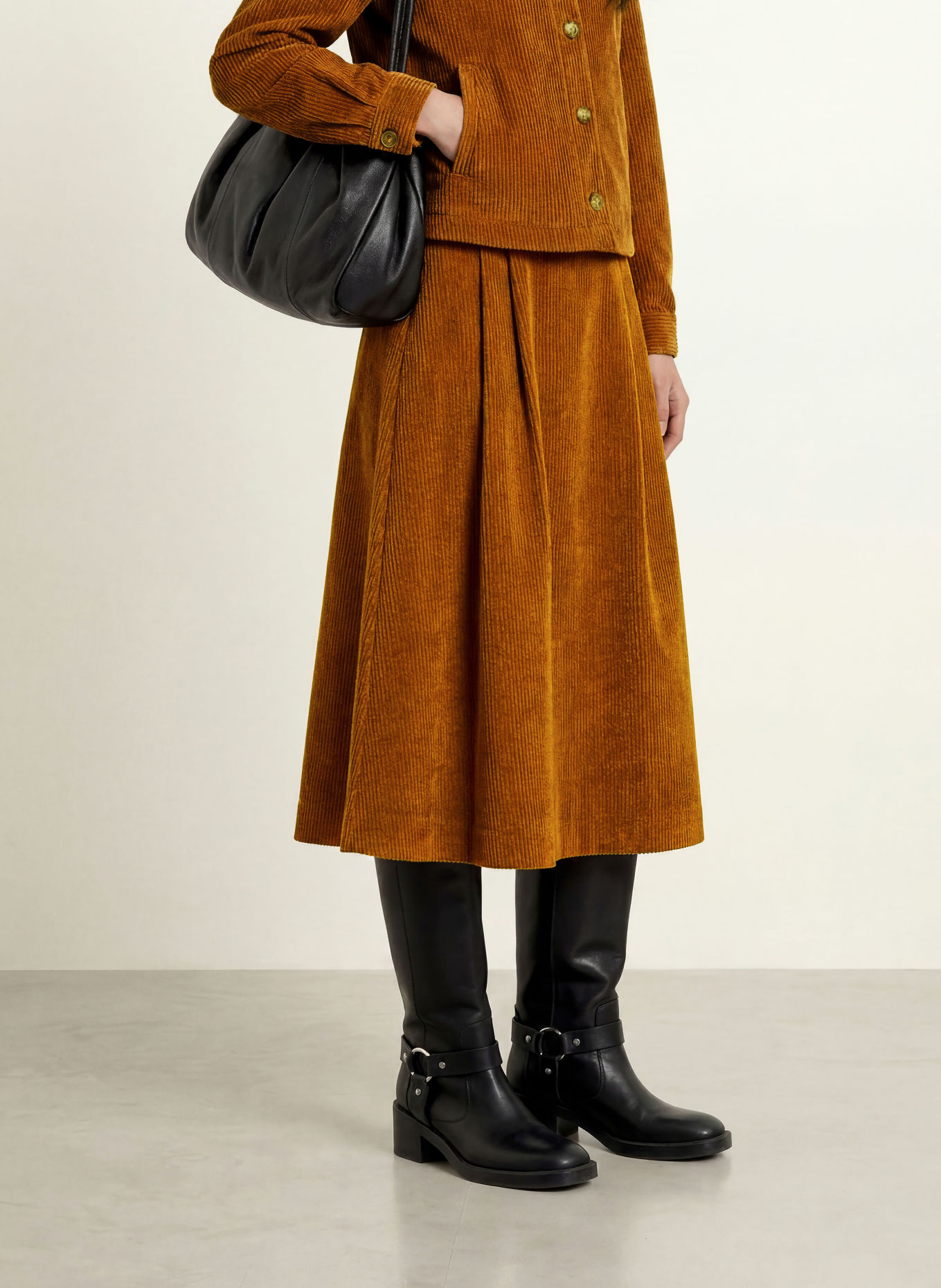 MORE & MORE Corduroyrok: COGNAC
