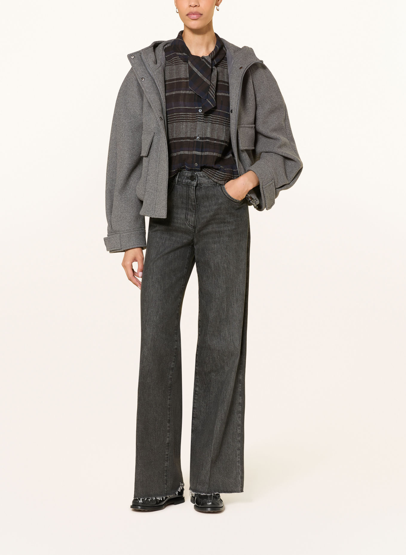 LUISA CERANO Jean flare: 1 BLACK